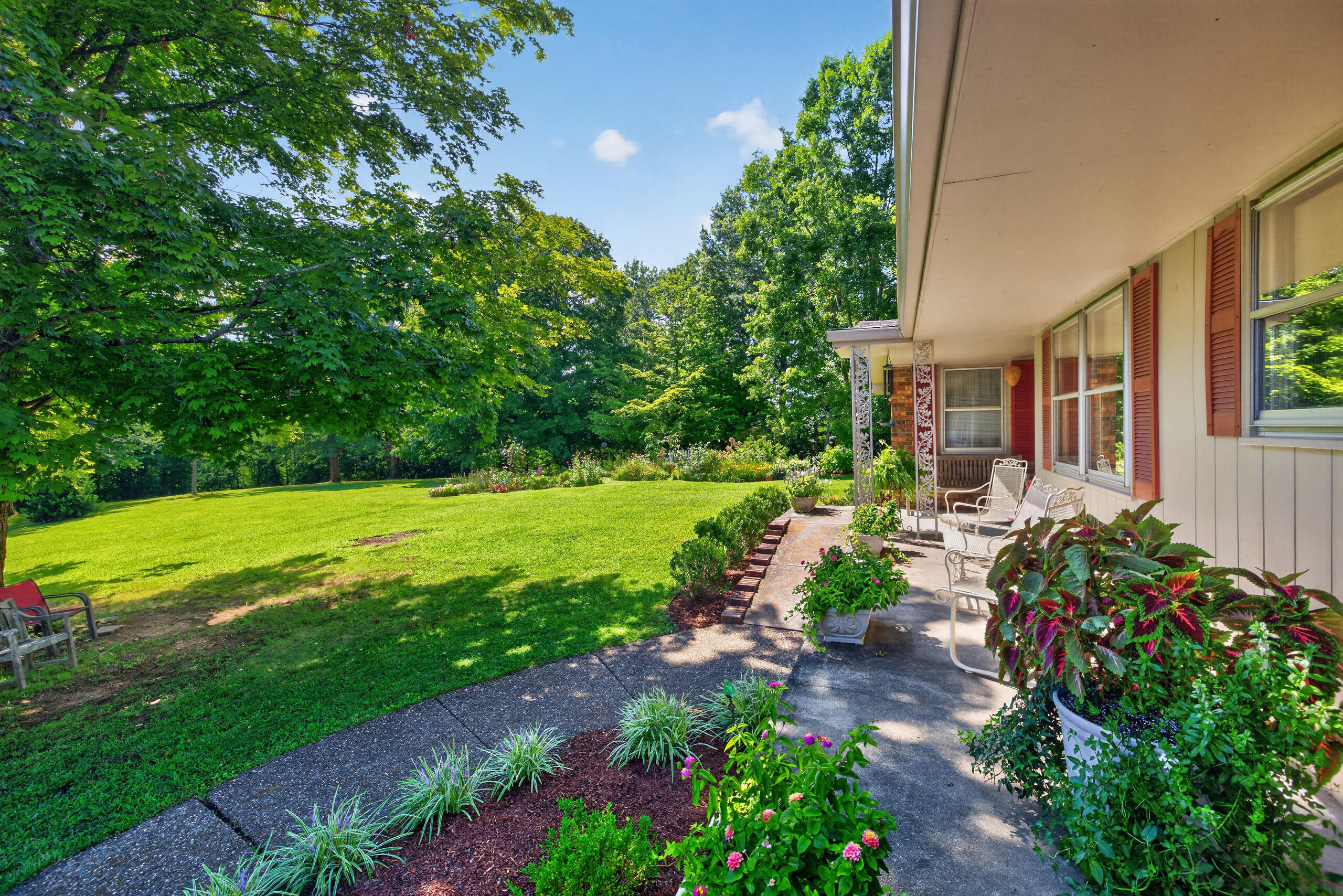 100 Kennedy Bridge Road Property Photo 6