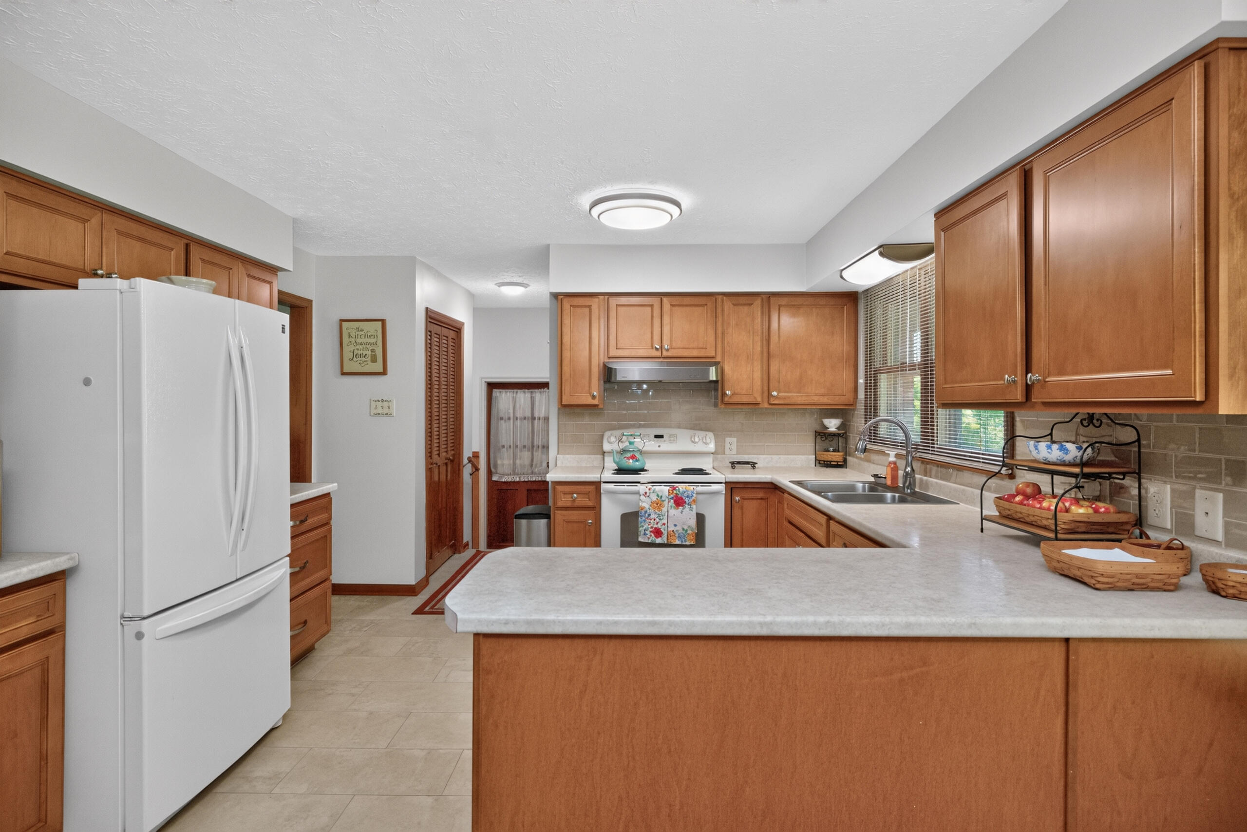 100 Kennedy Bridge Road Property Photo 9