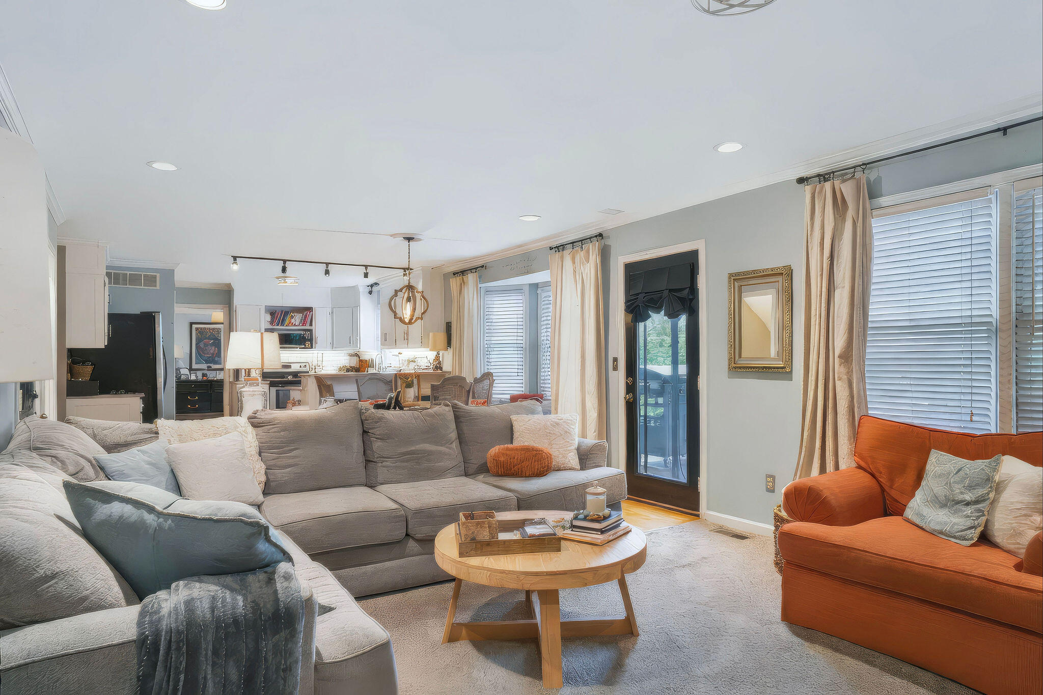 1137 Lafayette Boulevard Property Photo 10