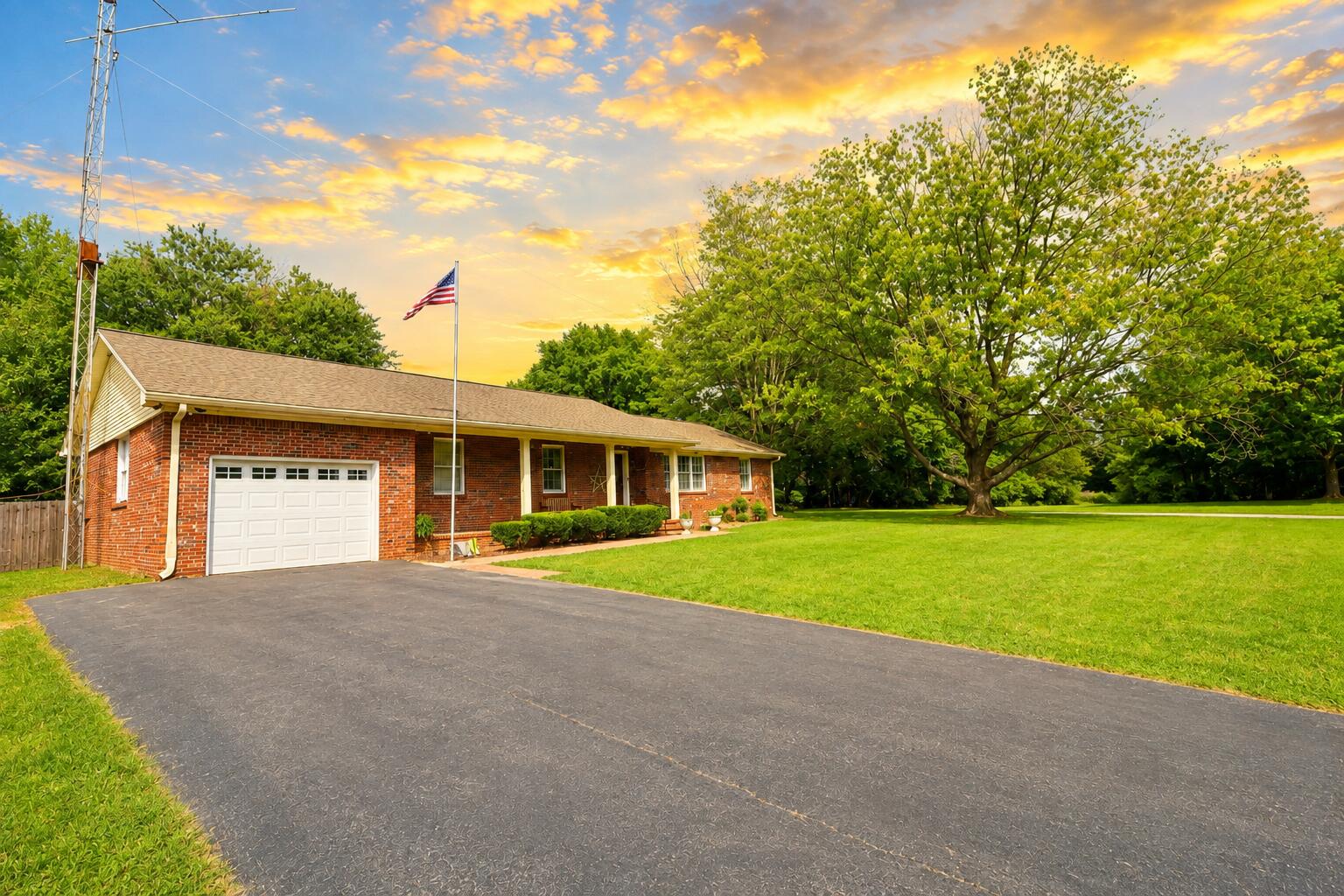 1900 Gatesborough Circle Property Photo 1