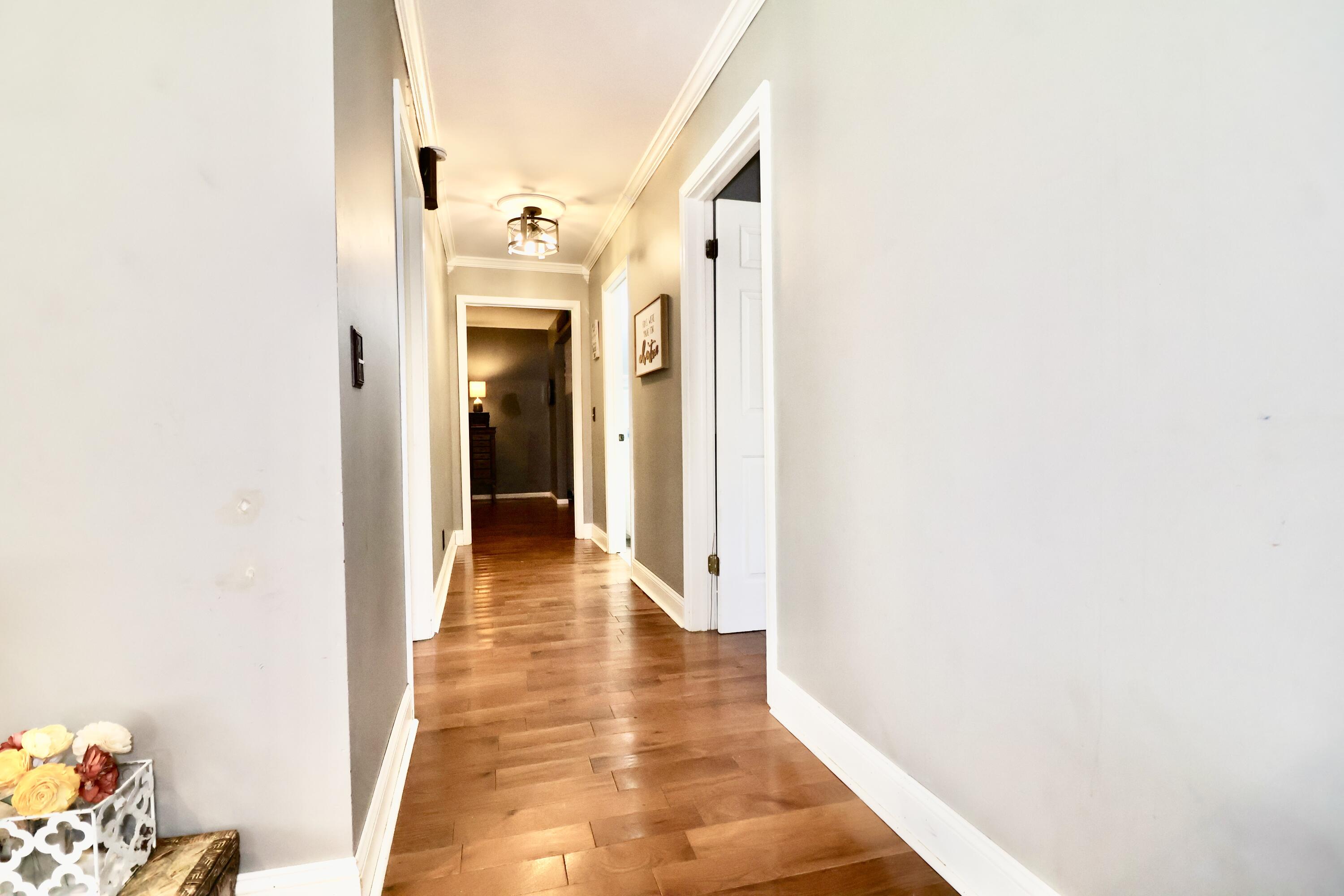 1900 Gatesborough Circle Property Photo 12