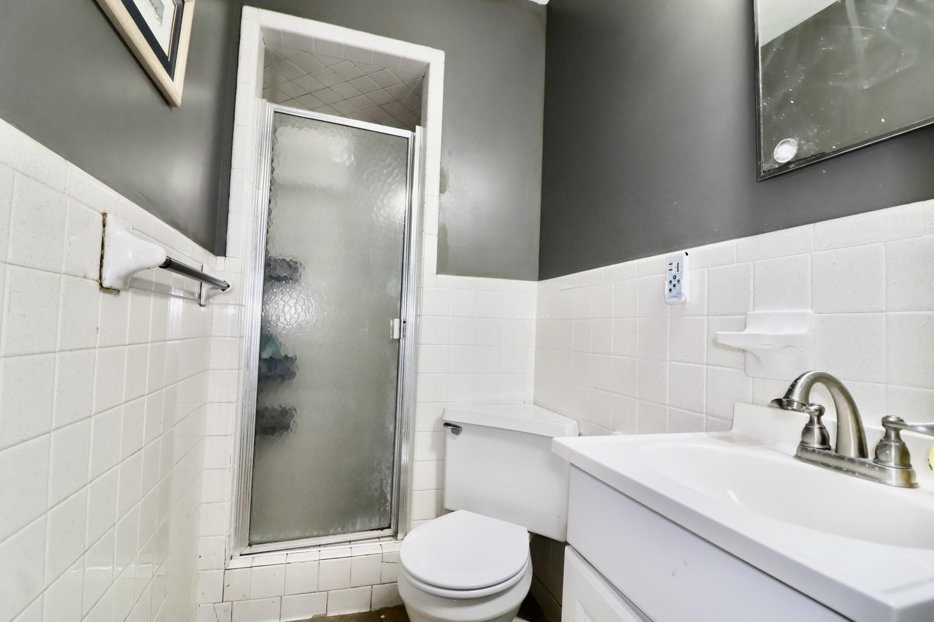 1900 Gatesborough Circle Property Photo 24