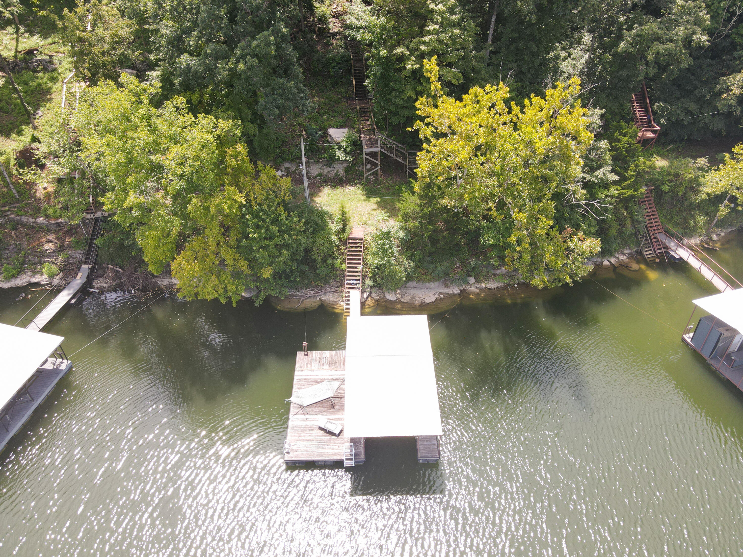 251 Herrington Woods Property Photo 8