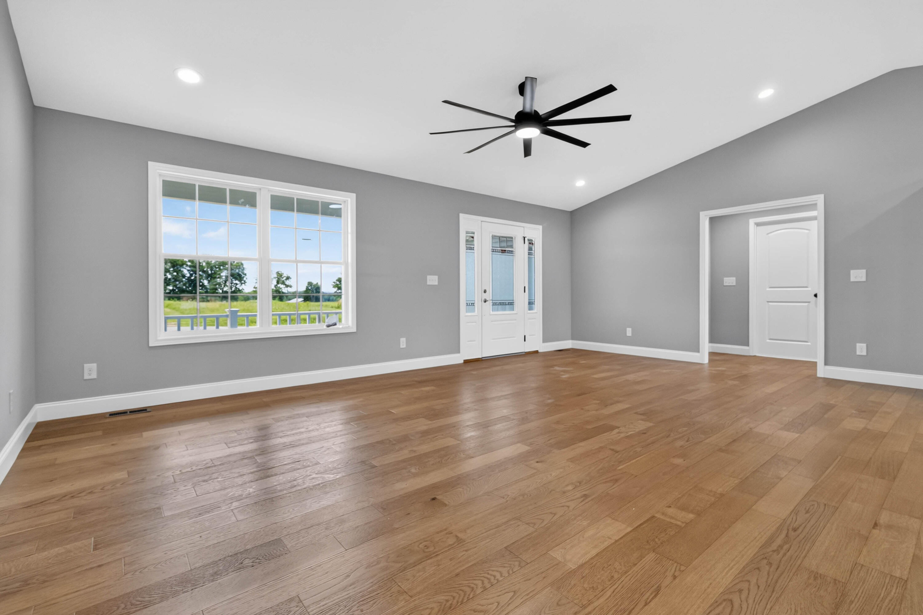 643 Pleasant View Road Property Photo 6