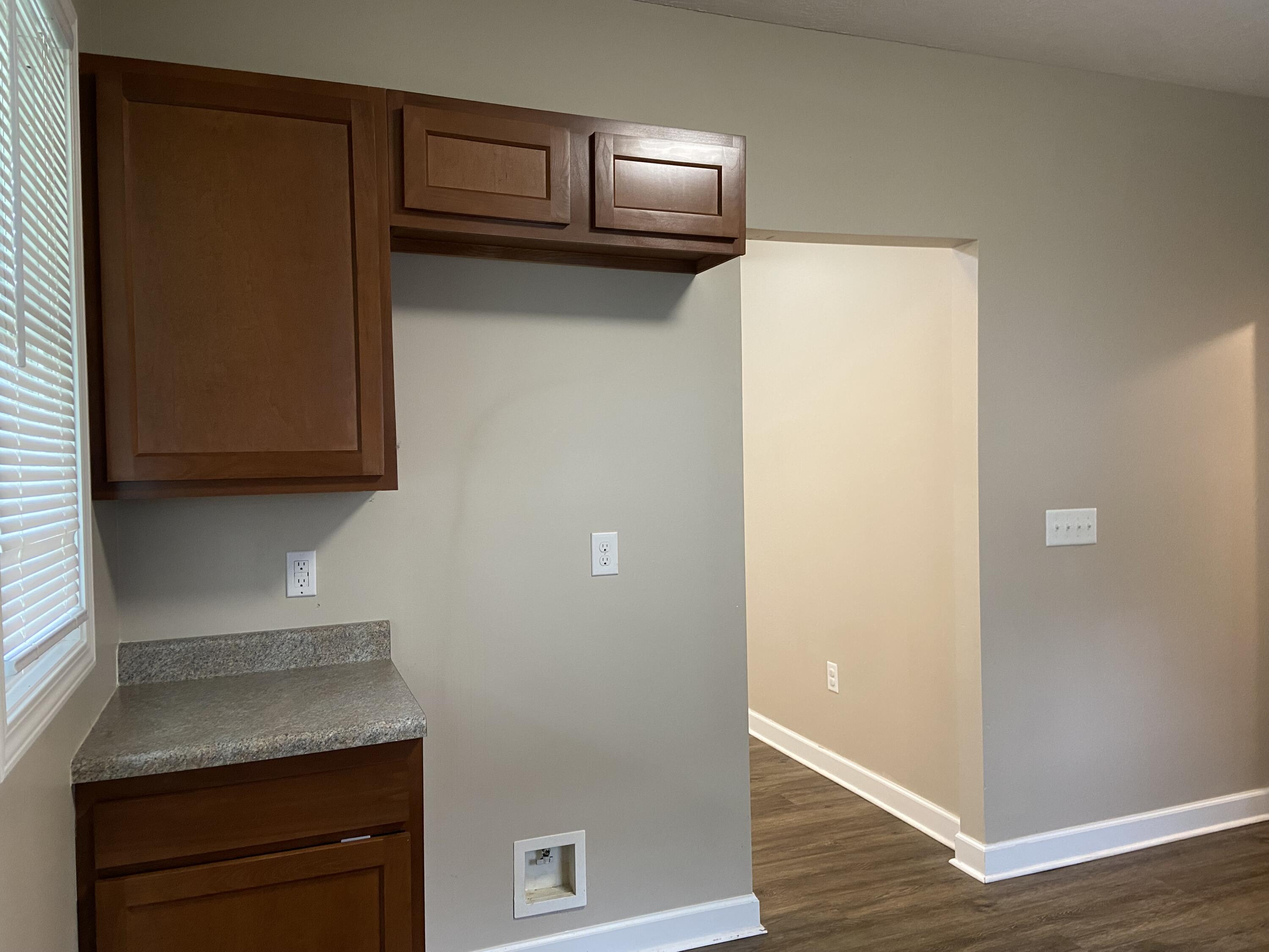 2916 Bath Avenue Property Photo 10