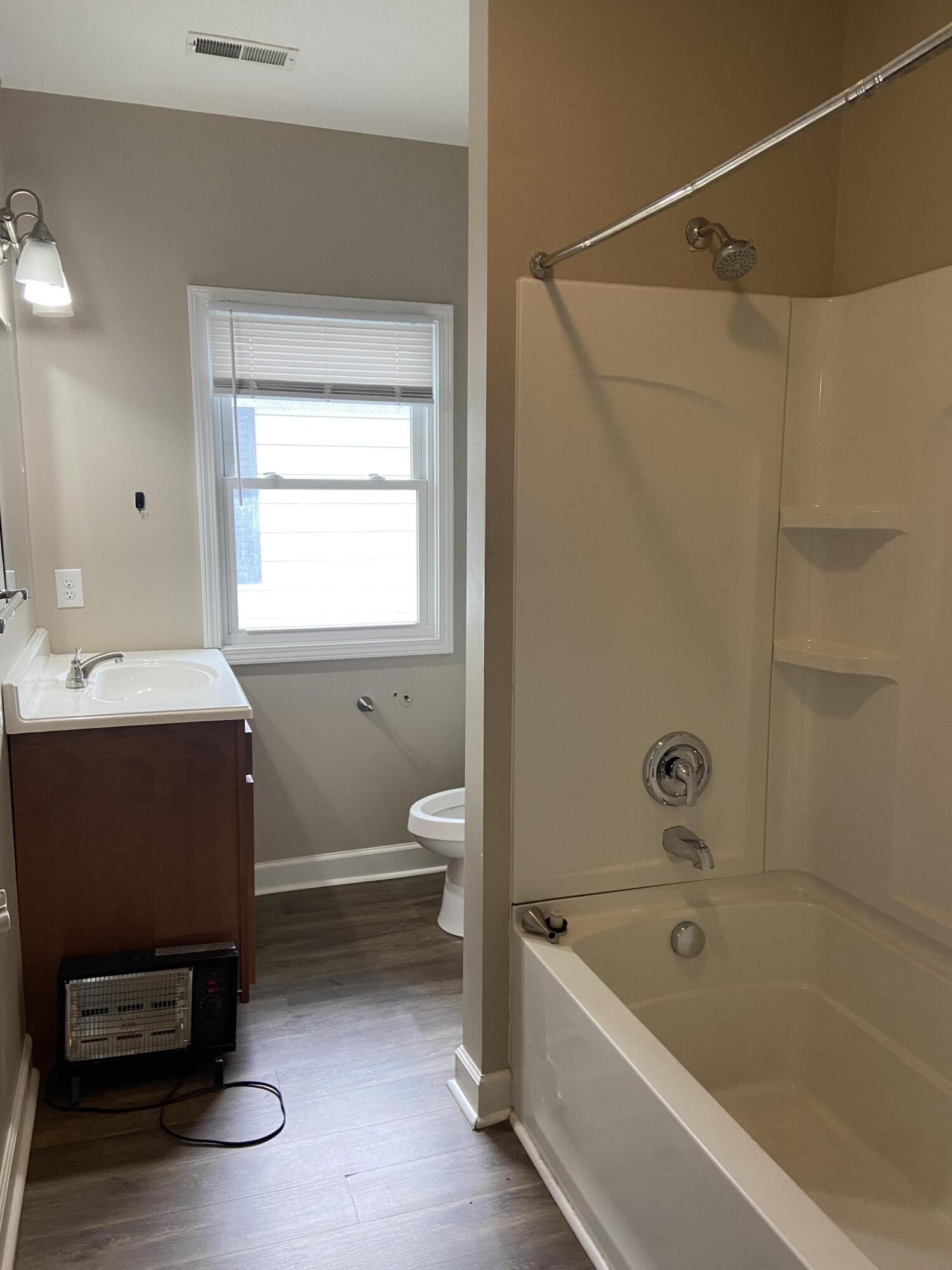 2916 Bath Avenue Property Photo 17