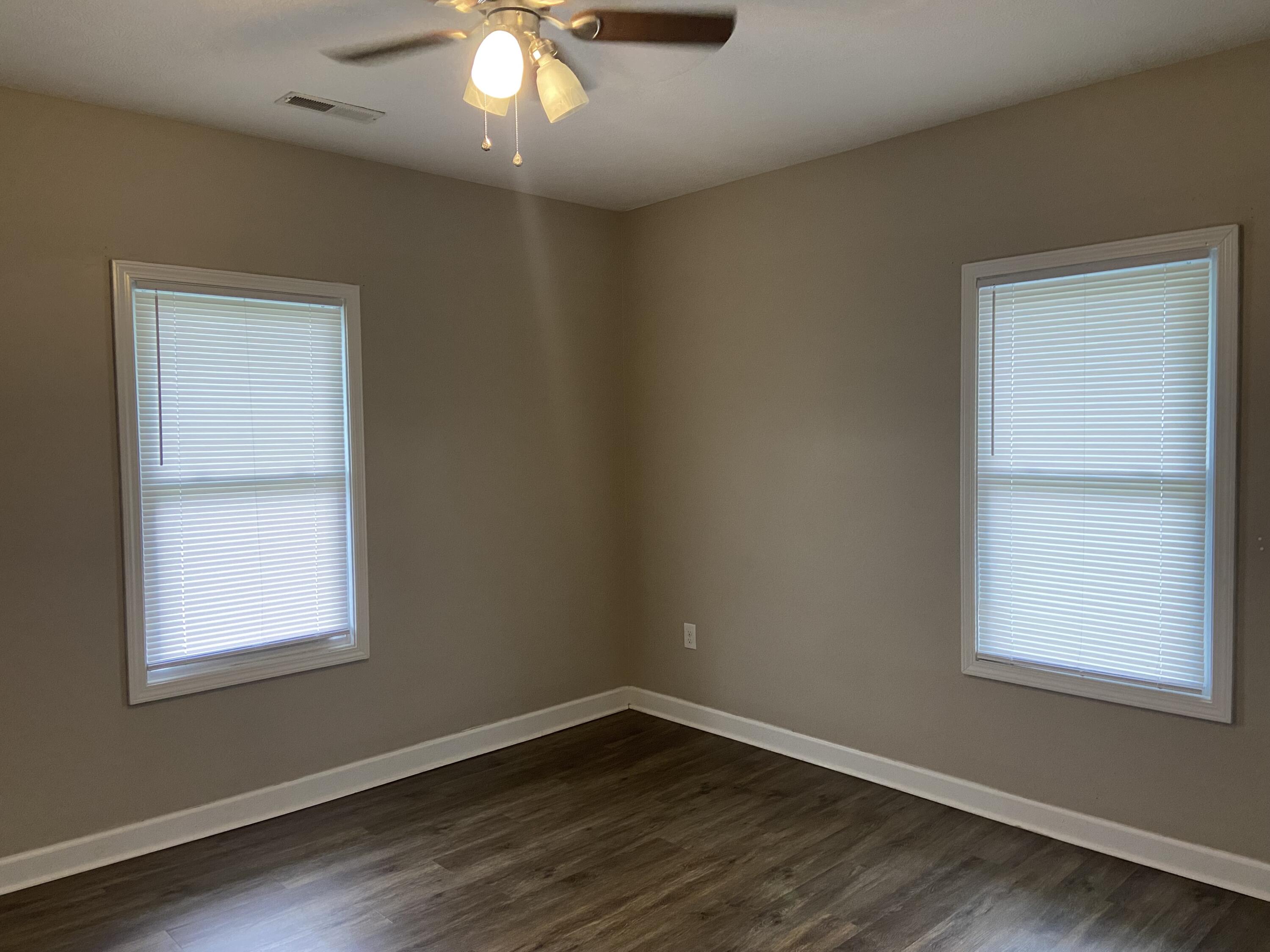2916 Bath Avenue Property Photo 18