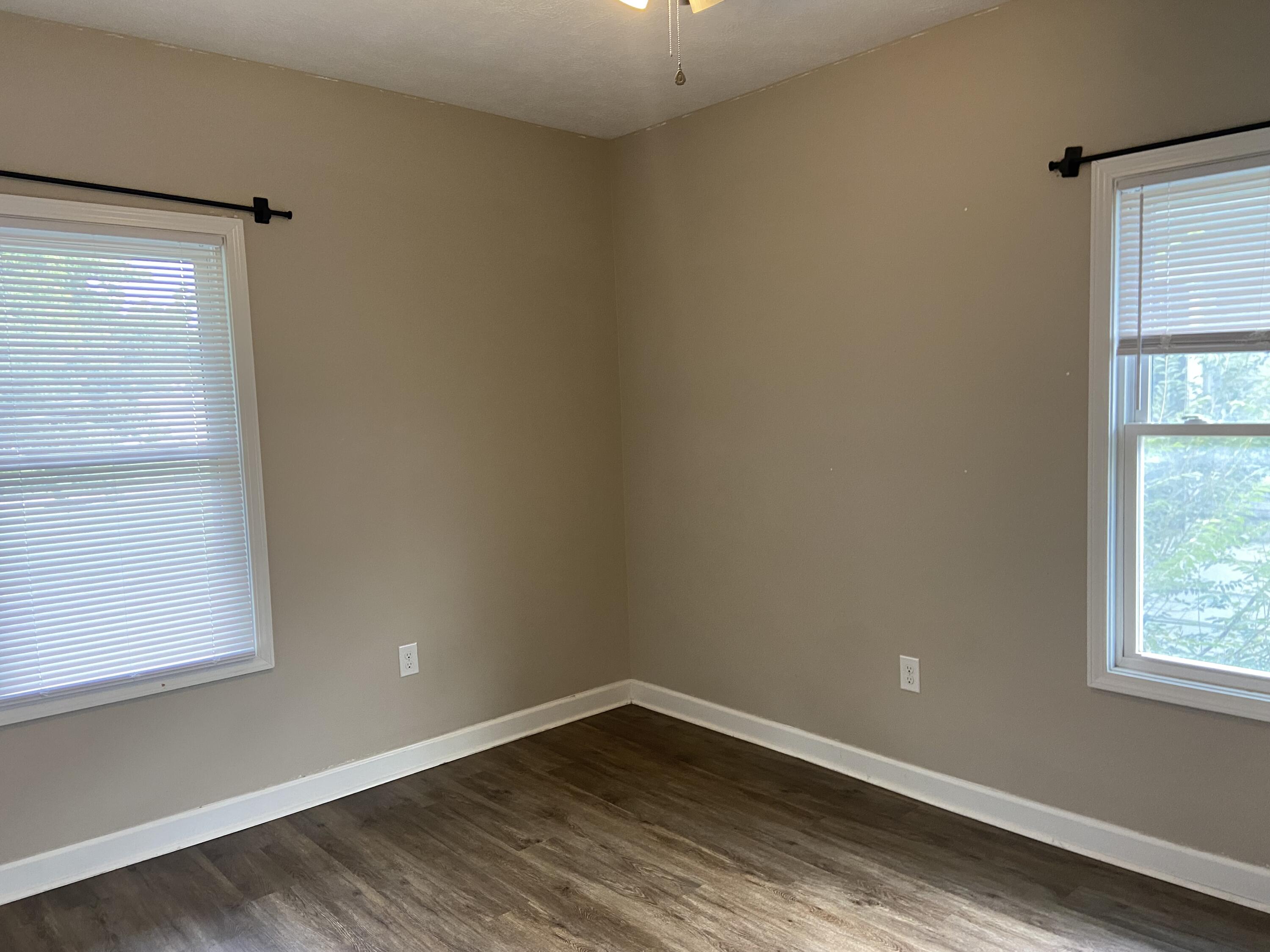 2916 Bath Avenue Property Photo 20