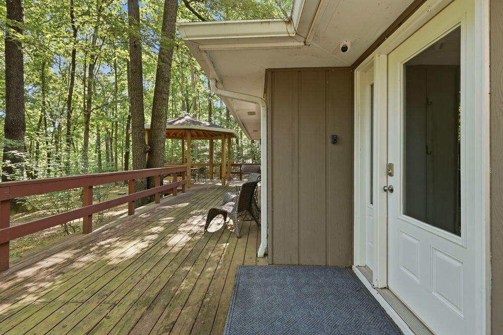 258 Waterway Trail Property Photo 4