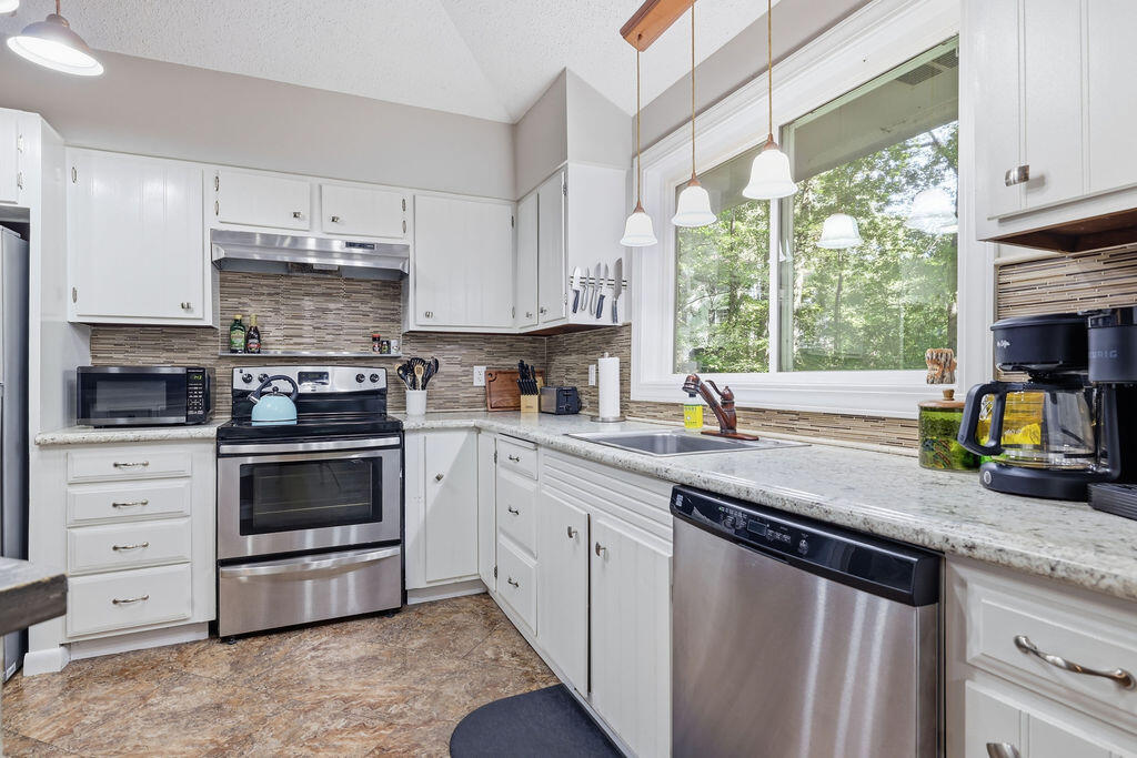 258 Waterway Trail Property Photo 10
