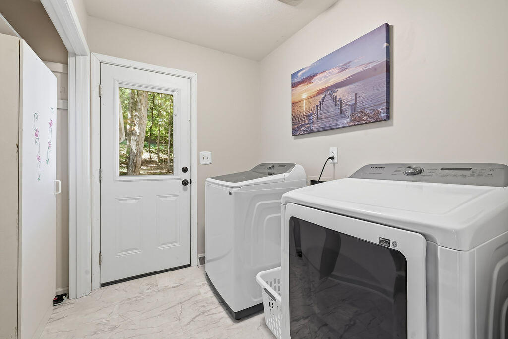 258 Waterway Trail Property Photo 23