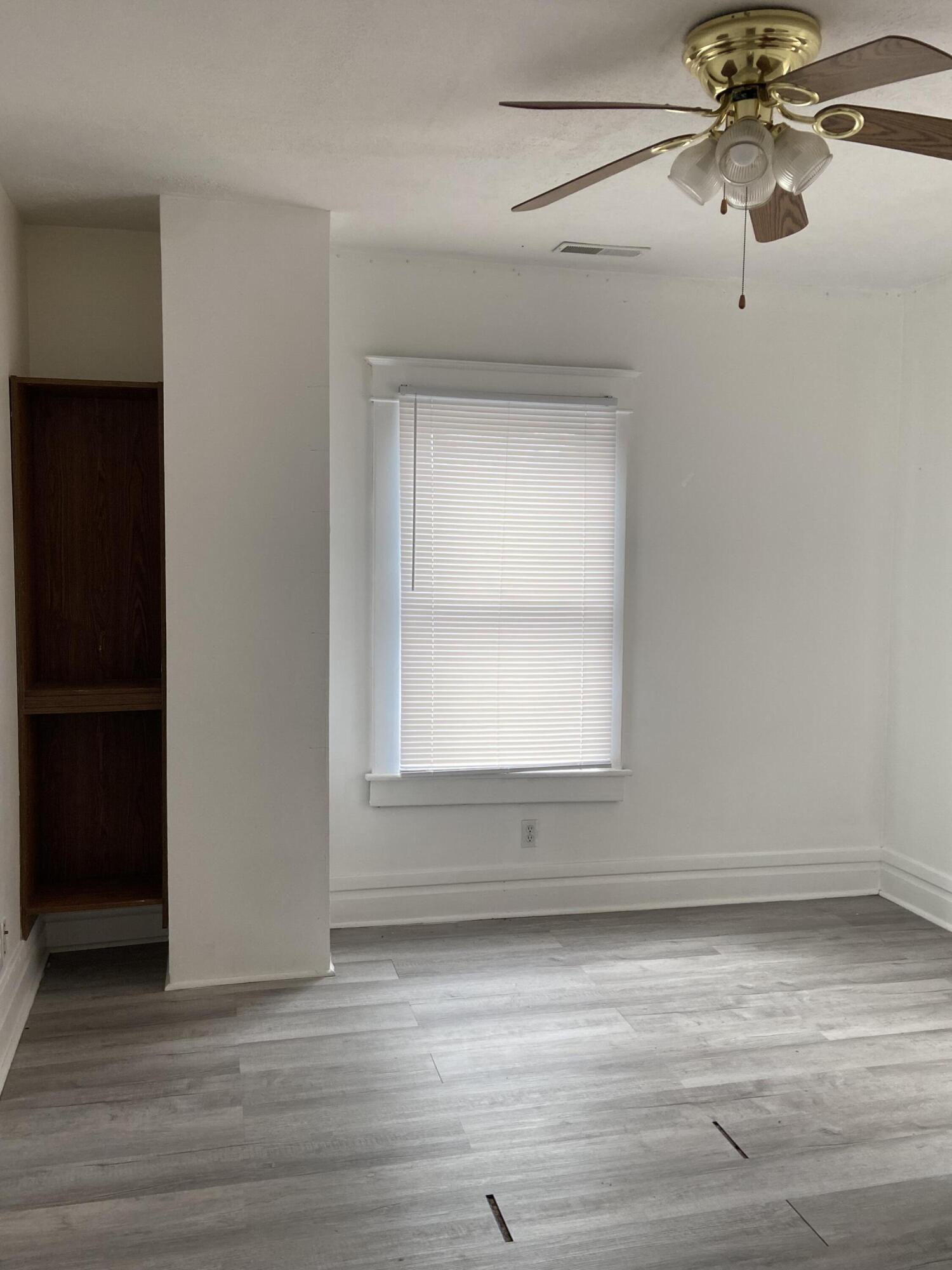 2912 Bath Avenue Property Photo 15