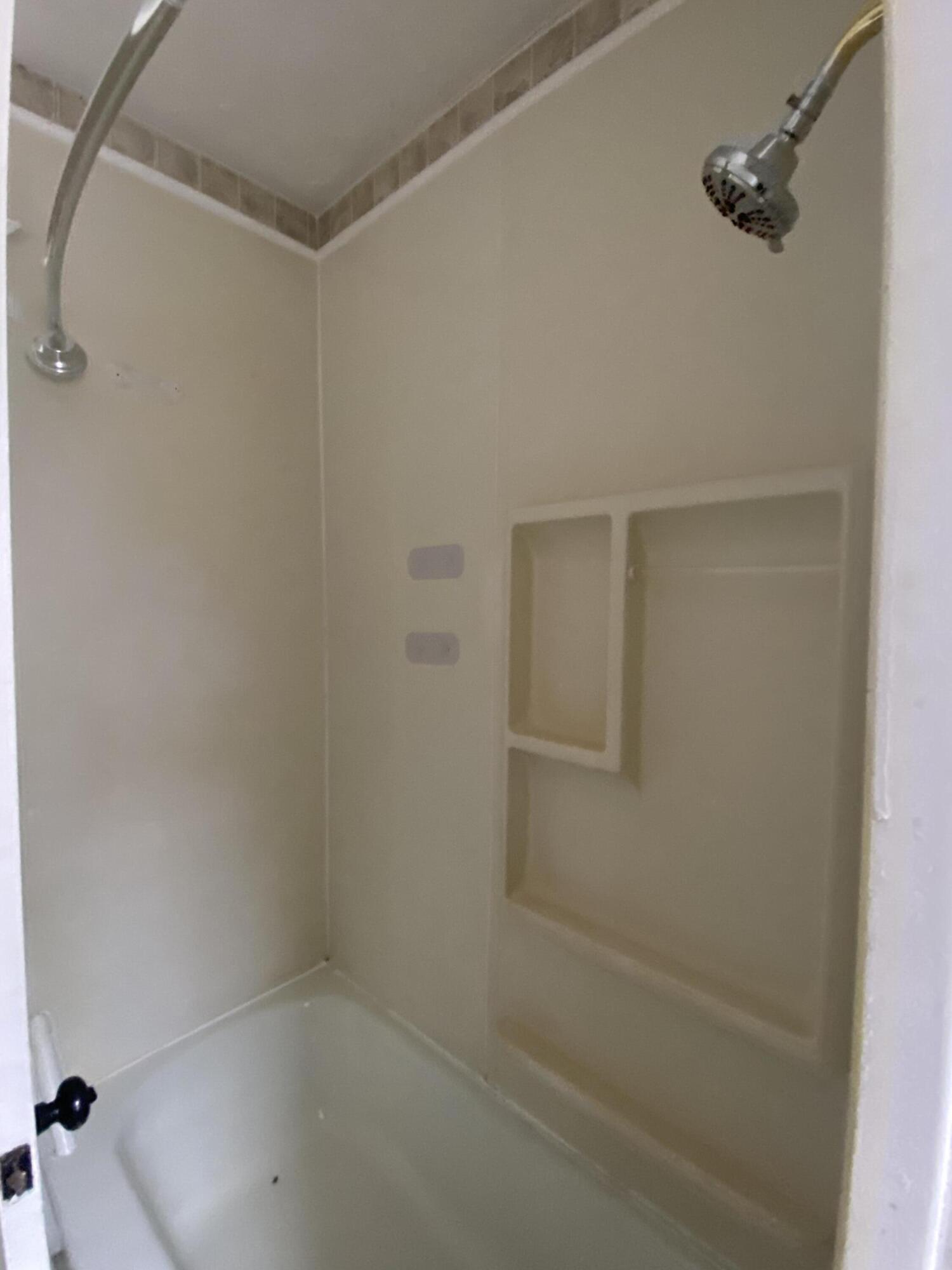2912 Bath Avenue Property Photo 23