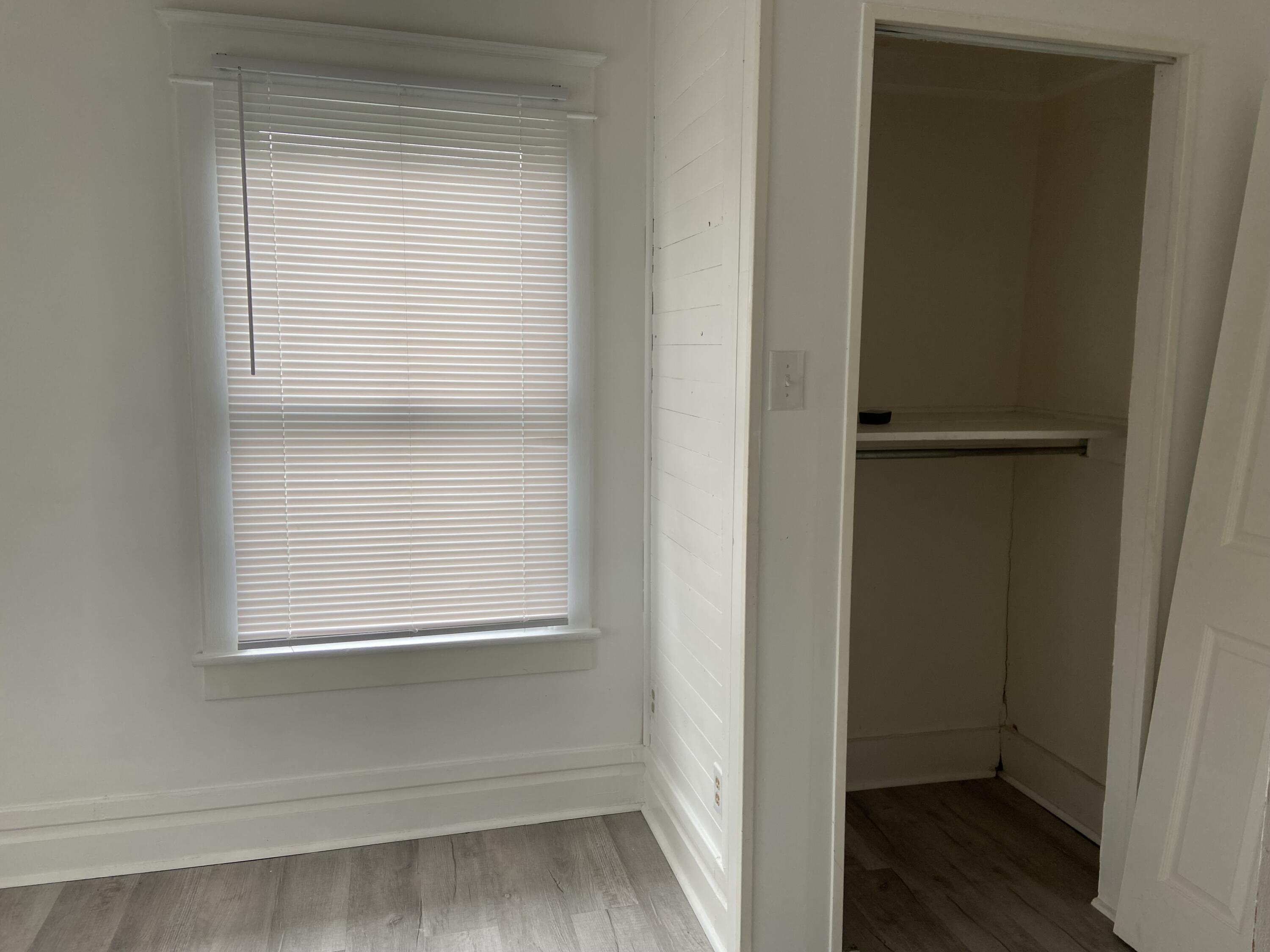 2912 Bath Avenue Property Photo 26