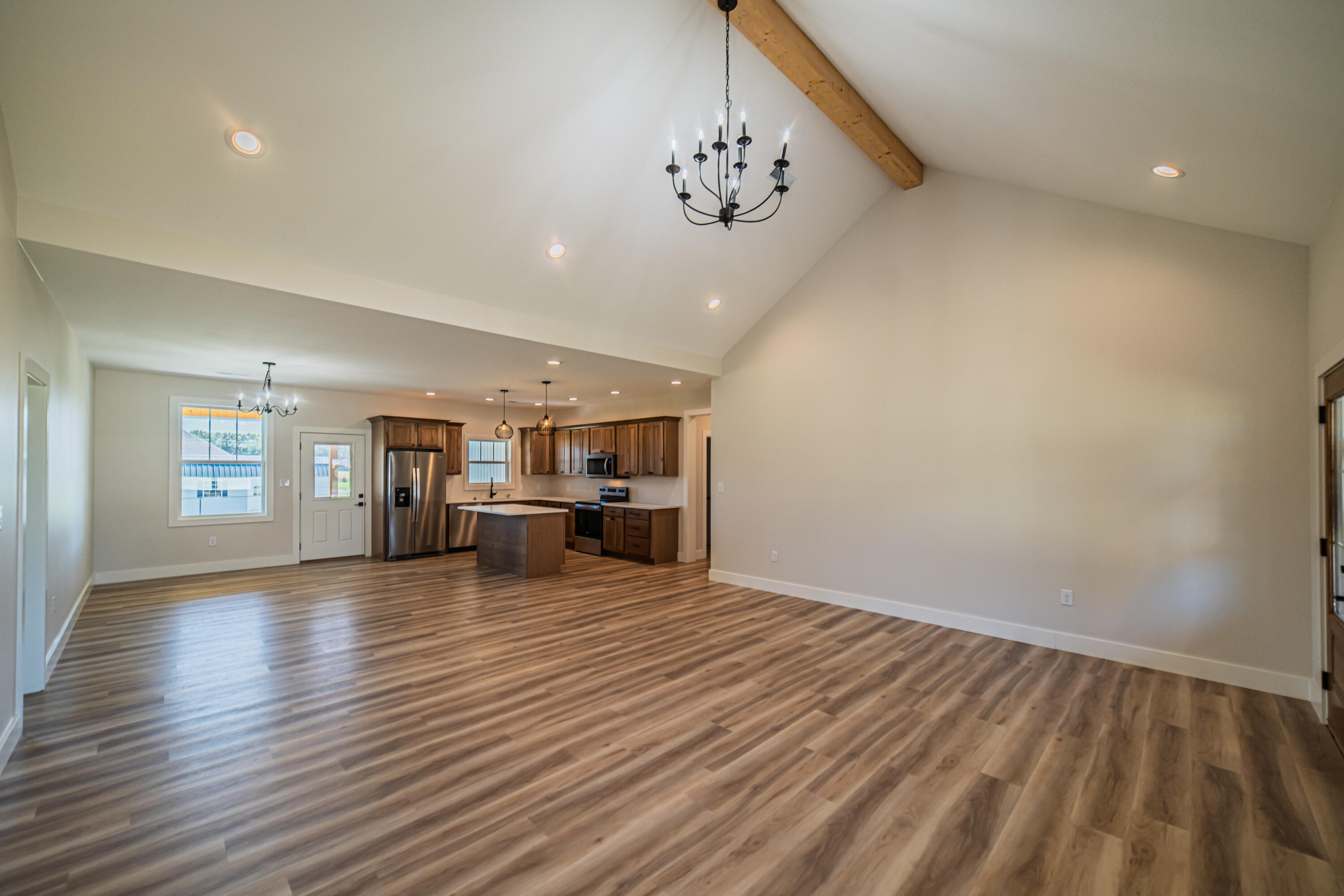 40 Ellie Court Property Photo 4