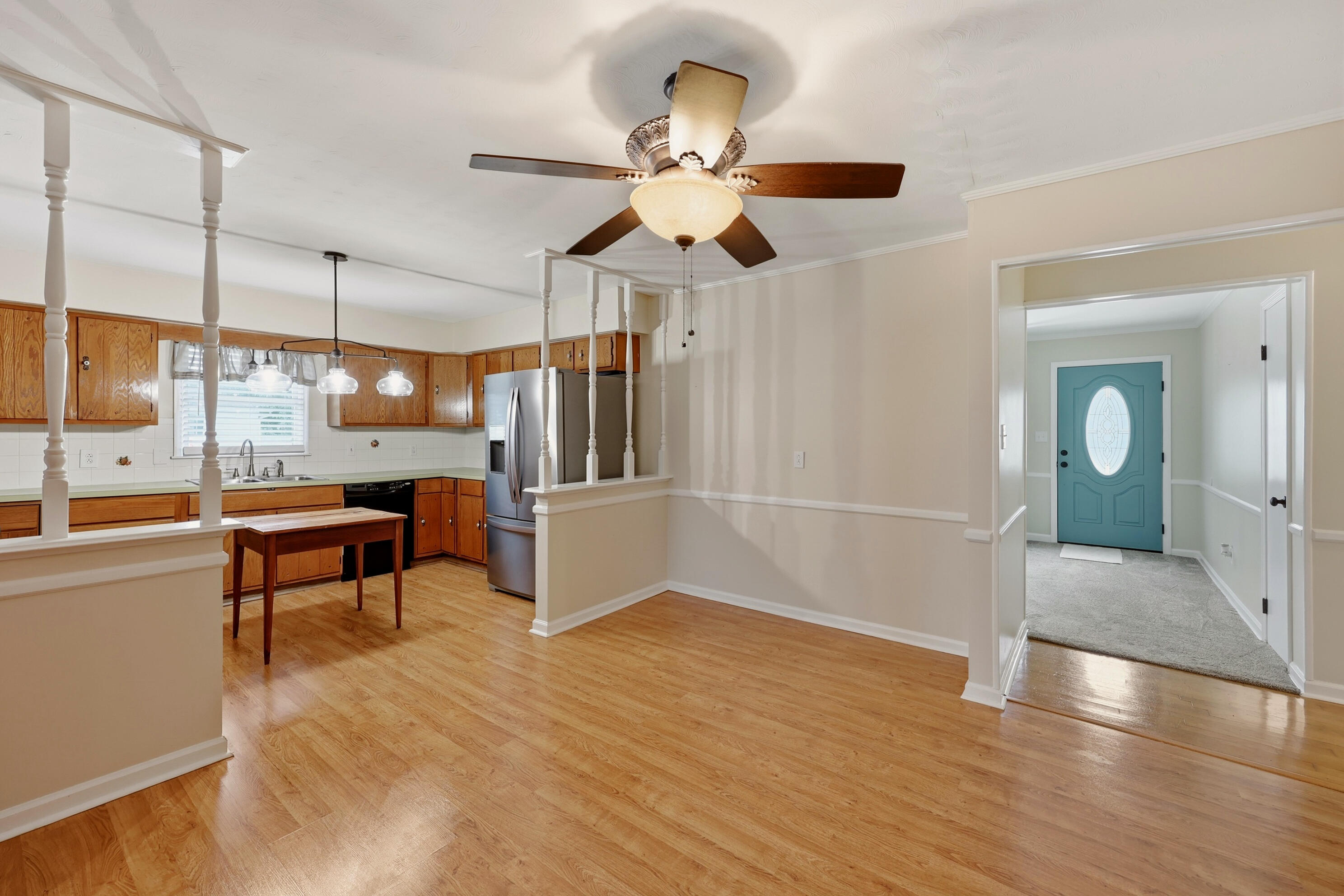627 Greenbriar Drive Property Photo 10