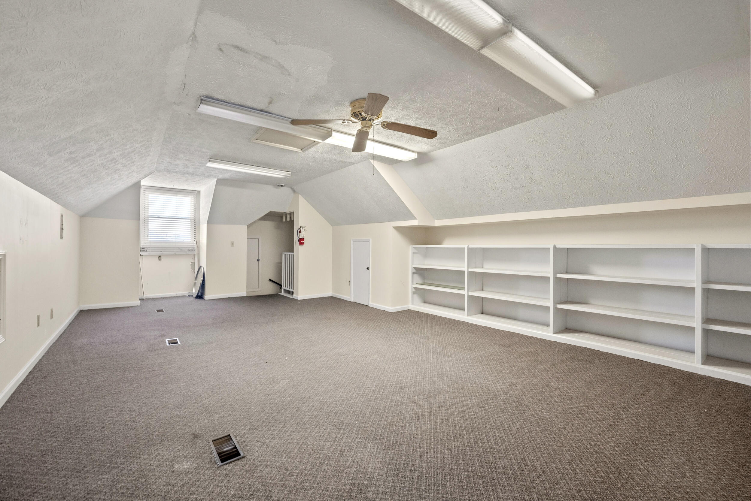 219 S 4th Street Property Photo 44