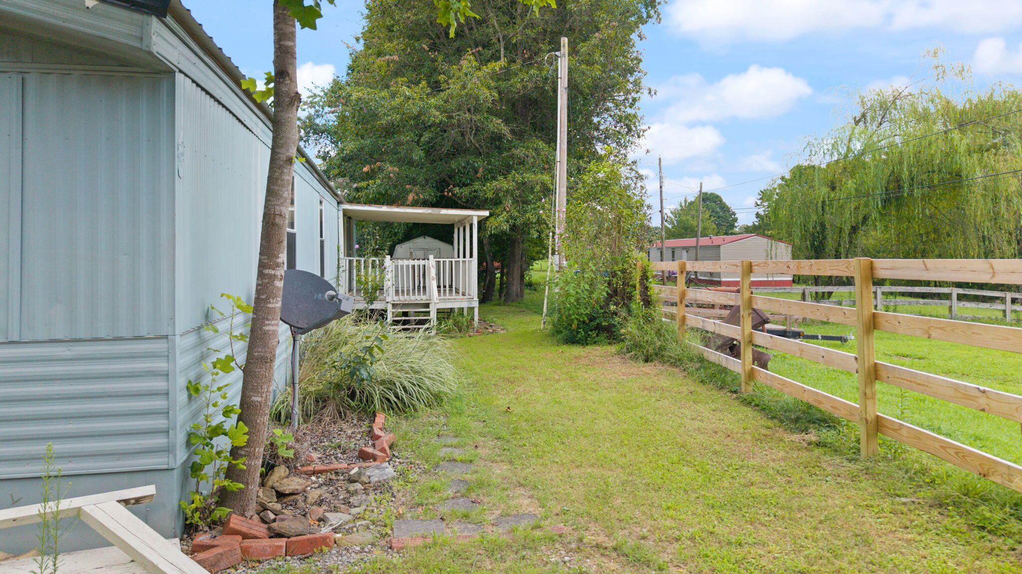 270 Hensley Road Property Photo 6