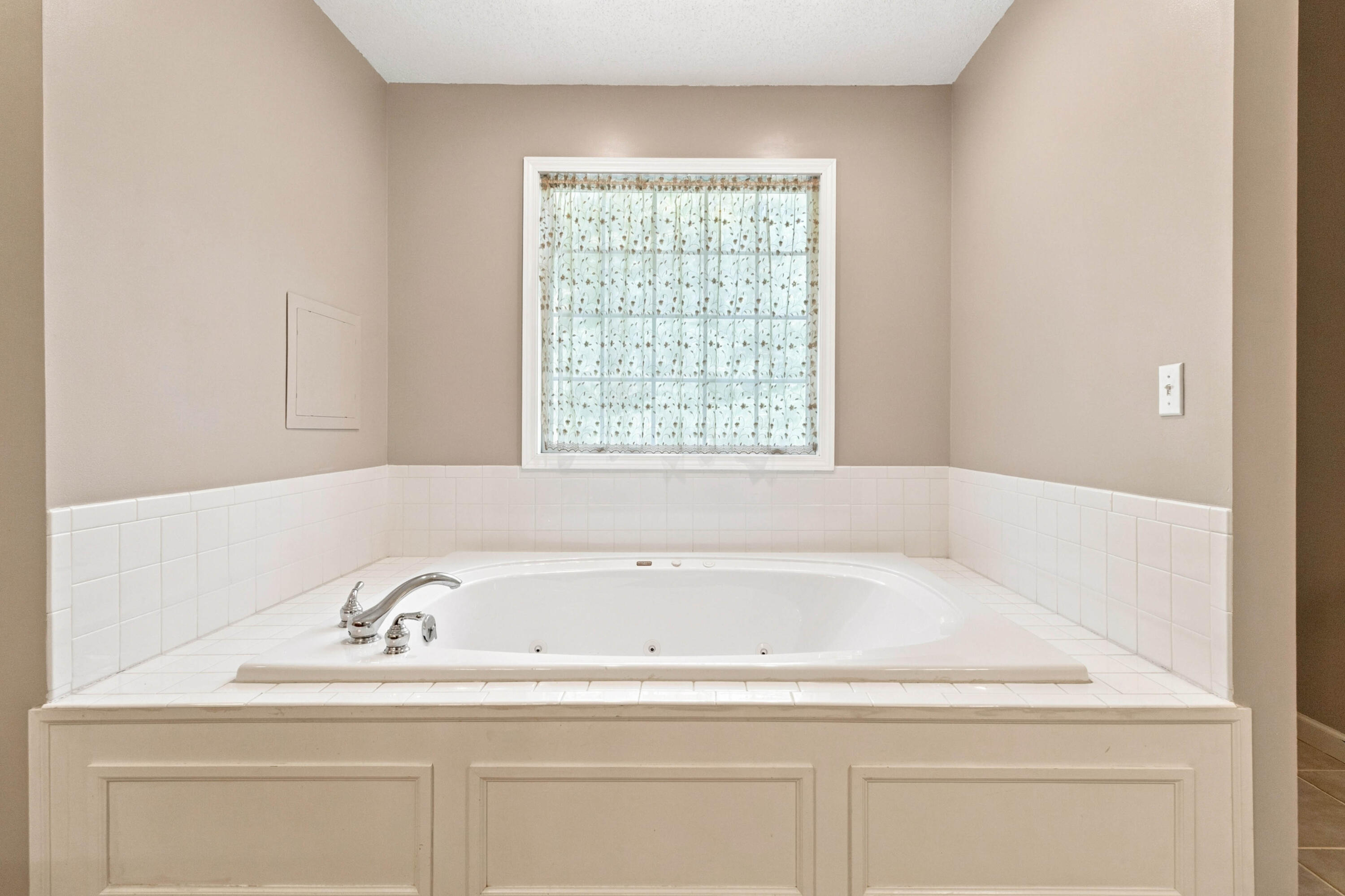 10 Diamond Grove Property Photo 41