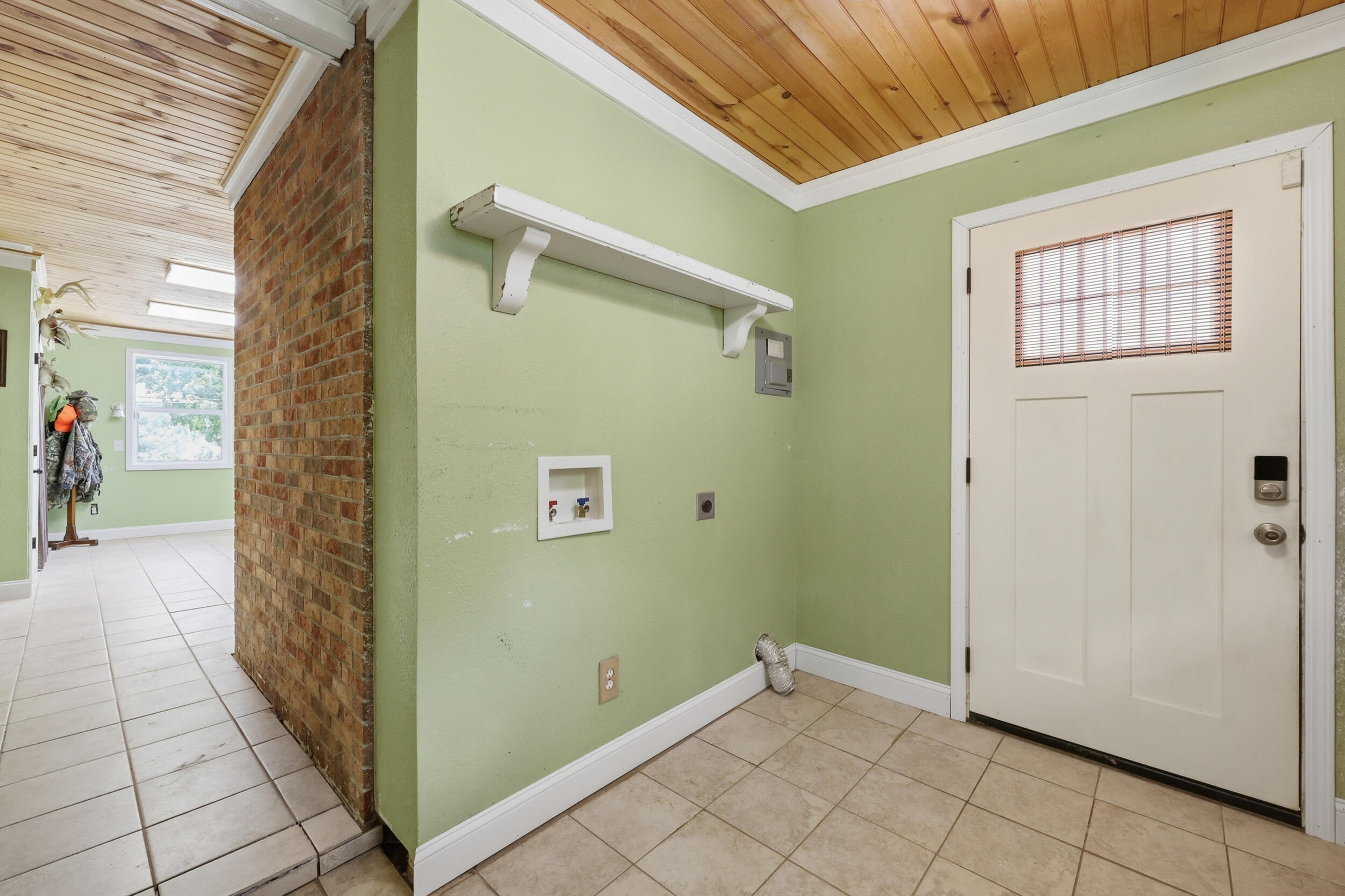 616 Red Lick Road Property Photo 5