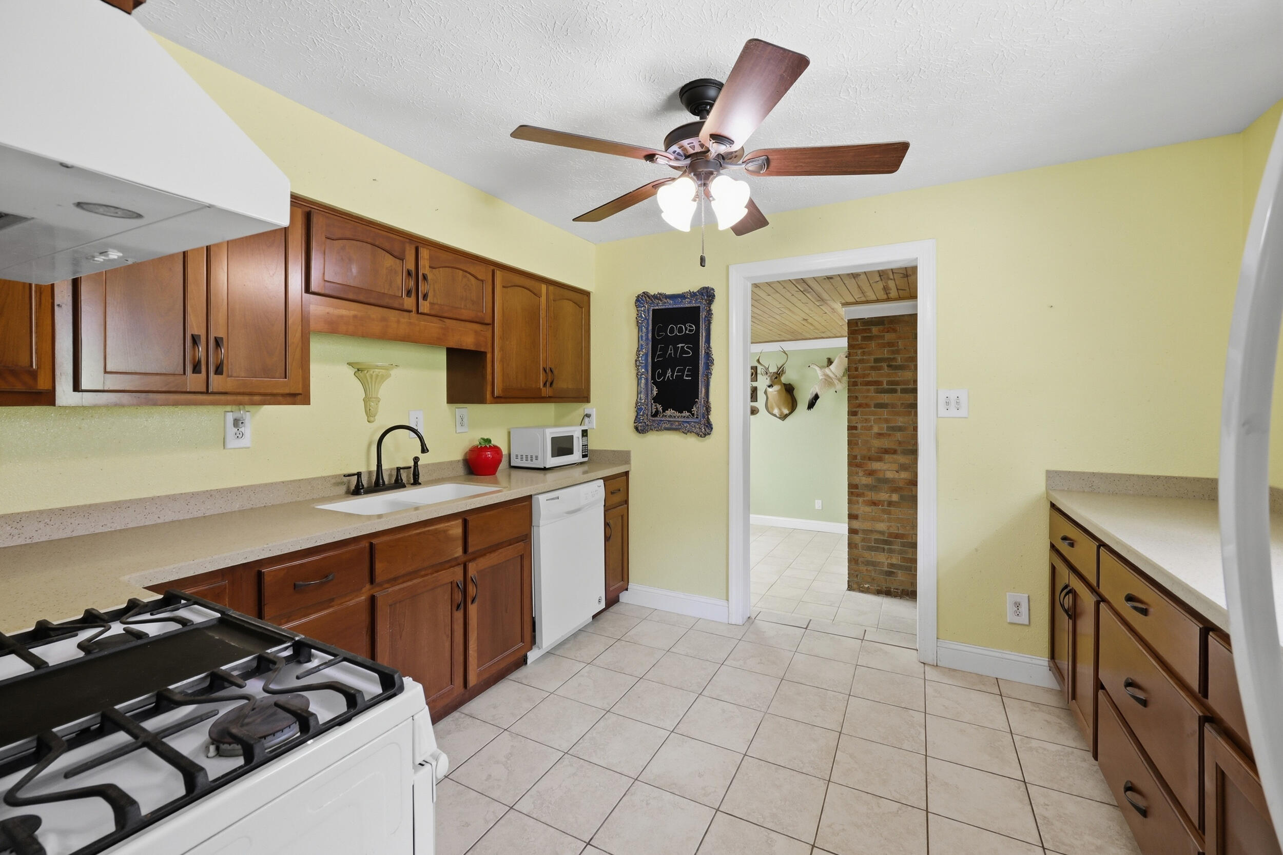616 Red Lick Road Property Photo 9