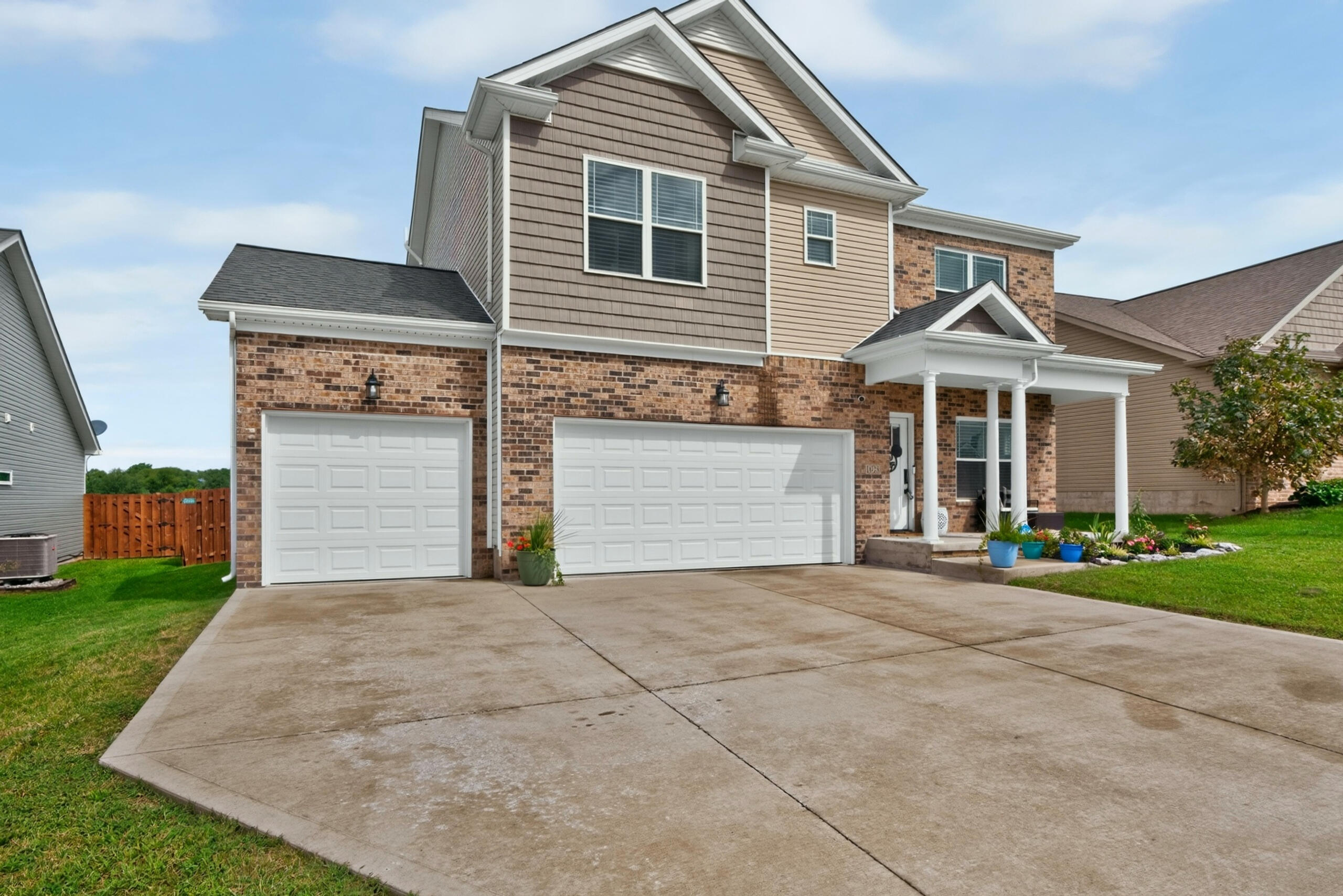 1028 Williams Road Property Photo 3
