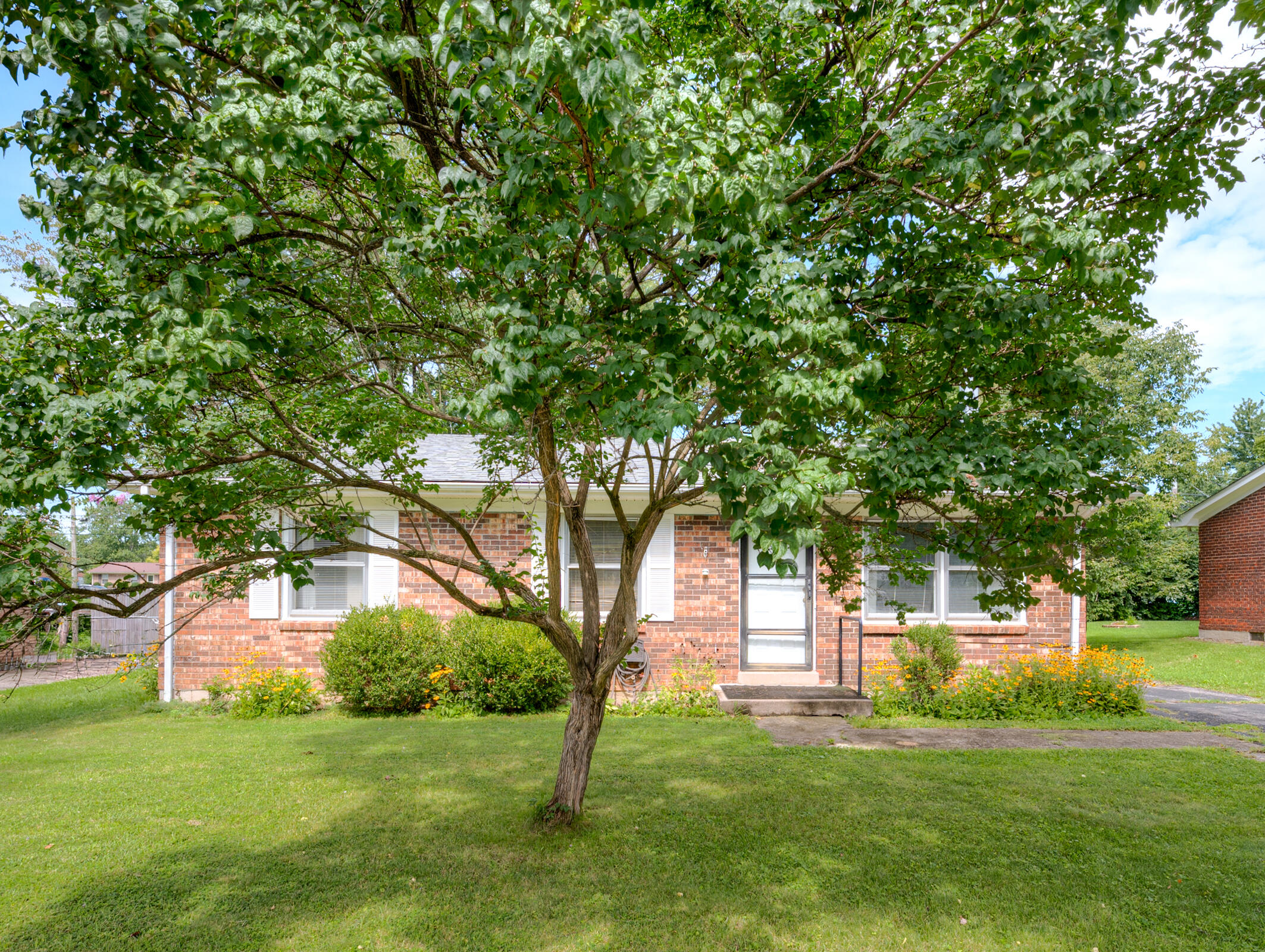 3598 Niagara Drive Property Photo 4