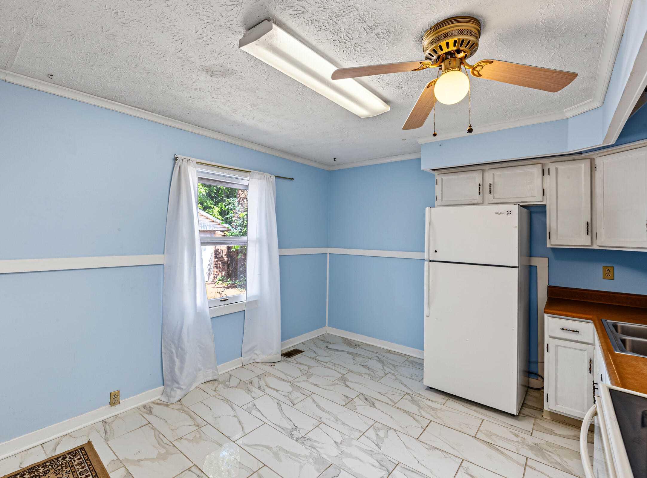 3598 Niagara Drive Property Photo 8