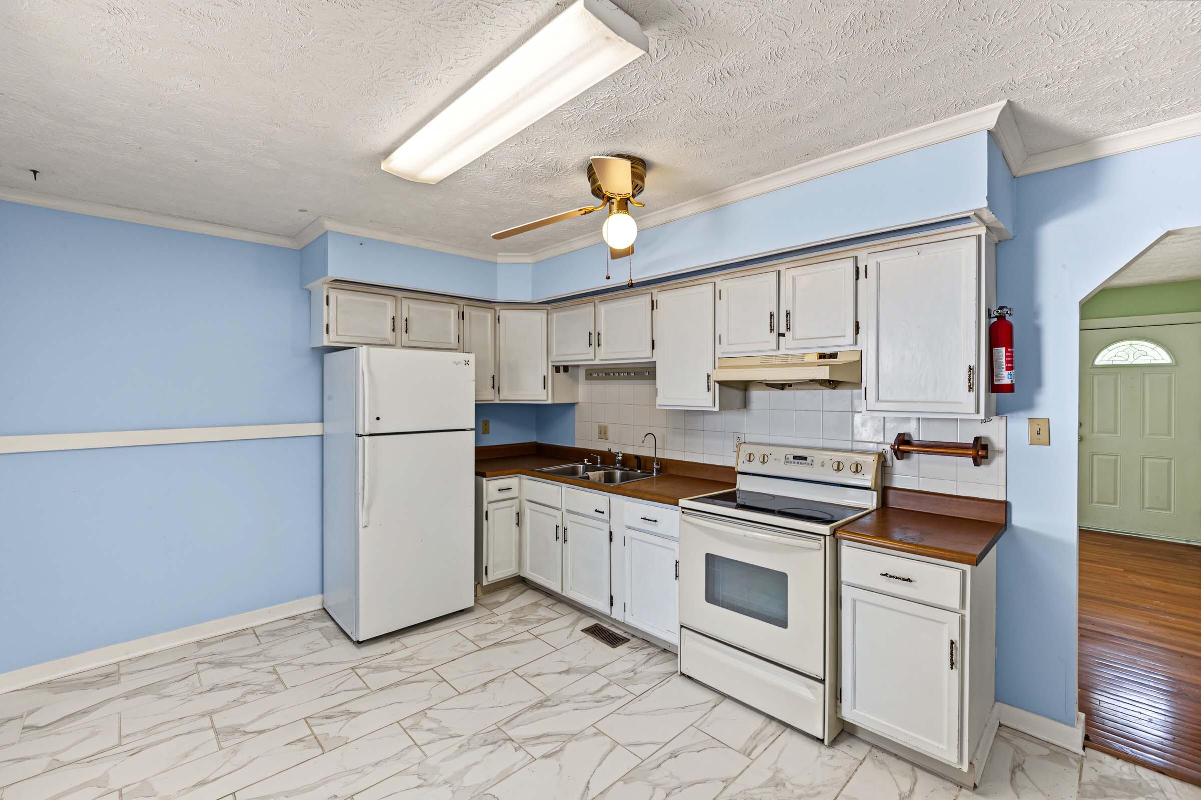 3598 Niagara Drive Property Photo 9