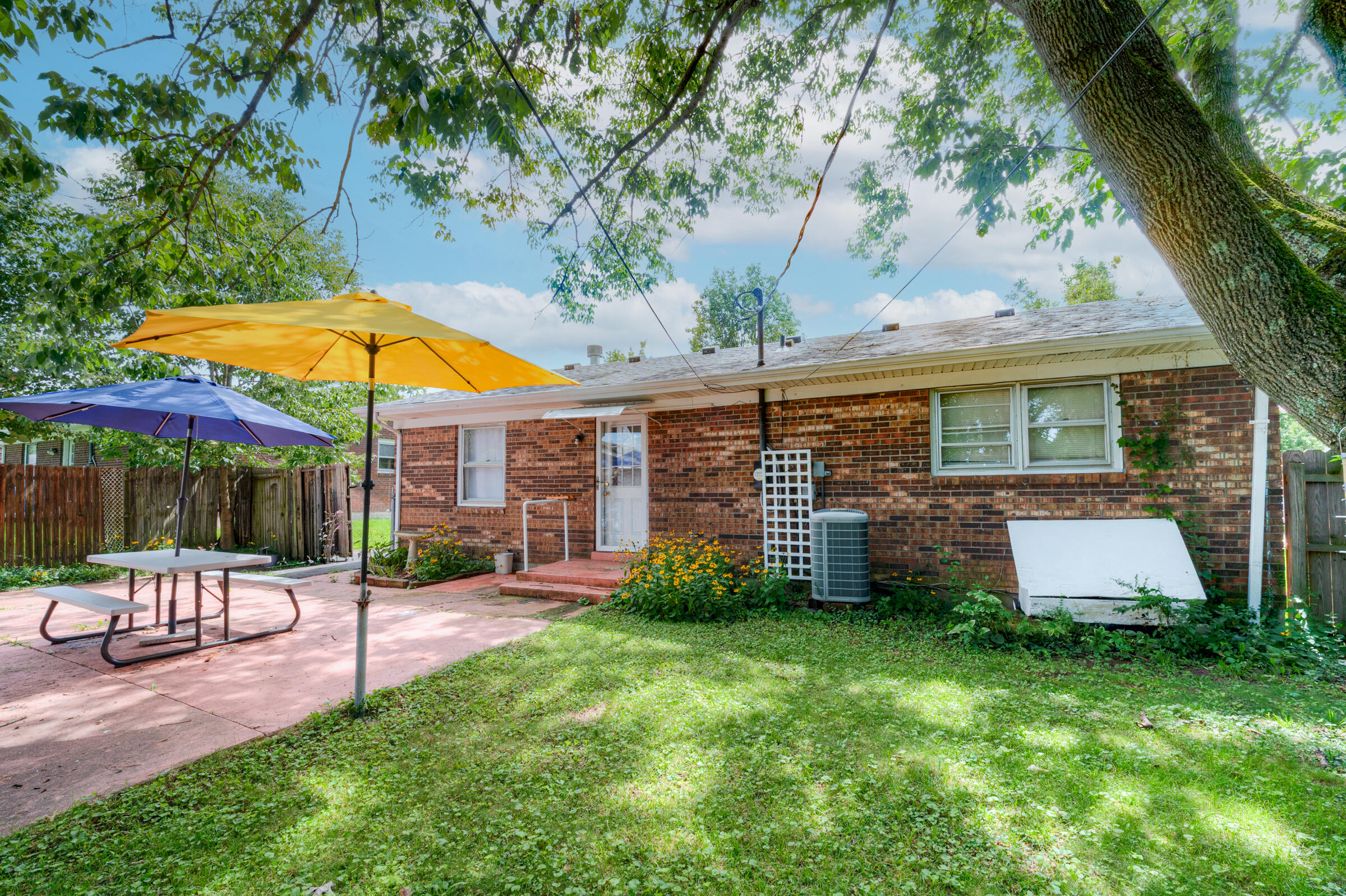 3598 Niagara Drive Property Photo 23