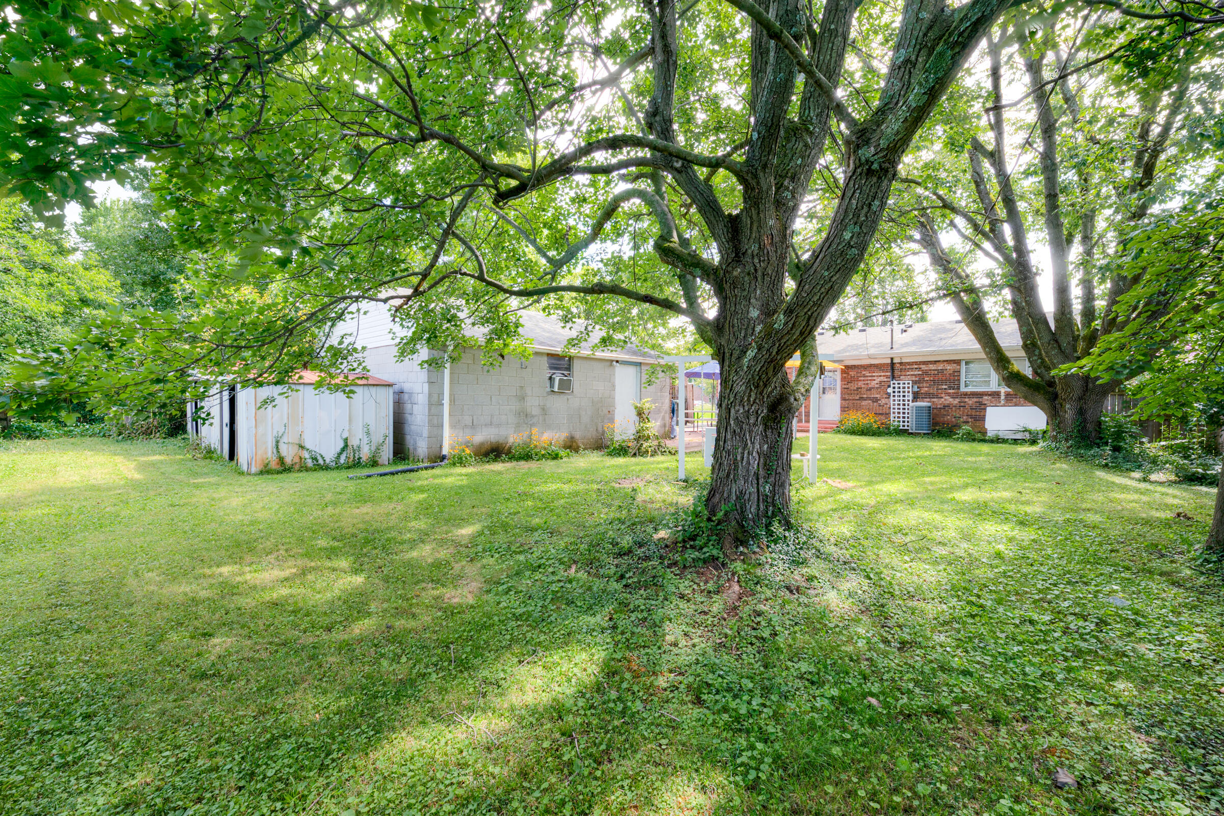 3598 Niagara Drive Property Photo 25