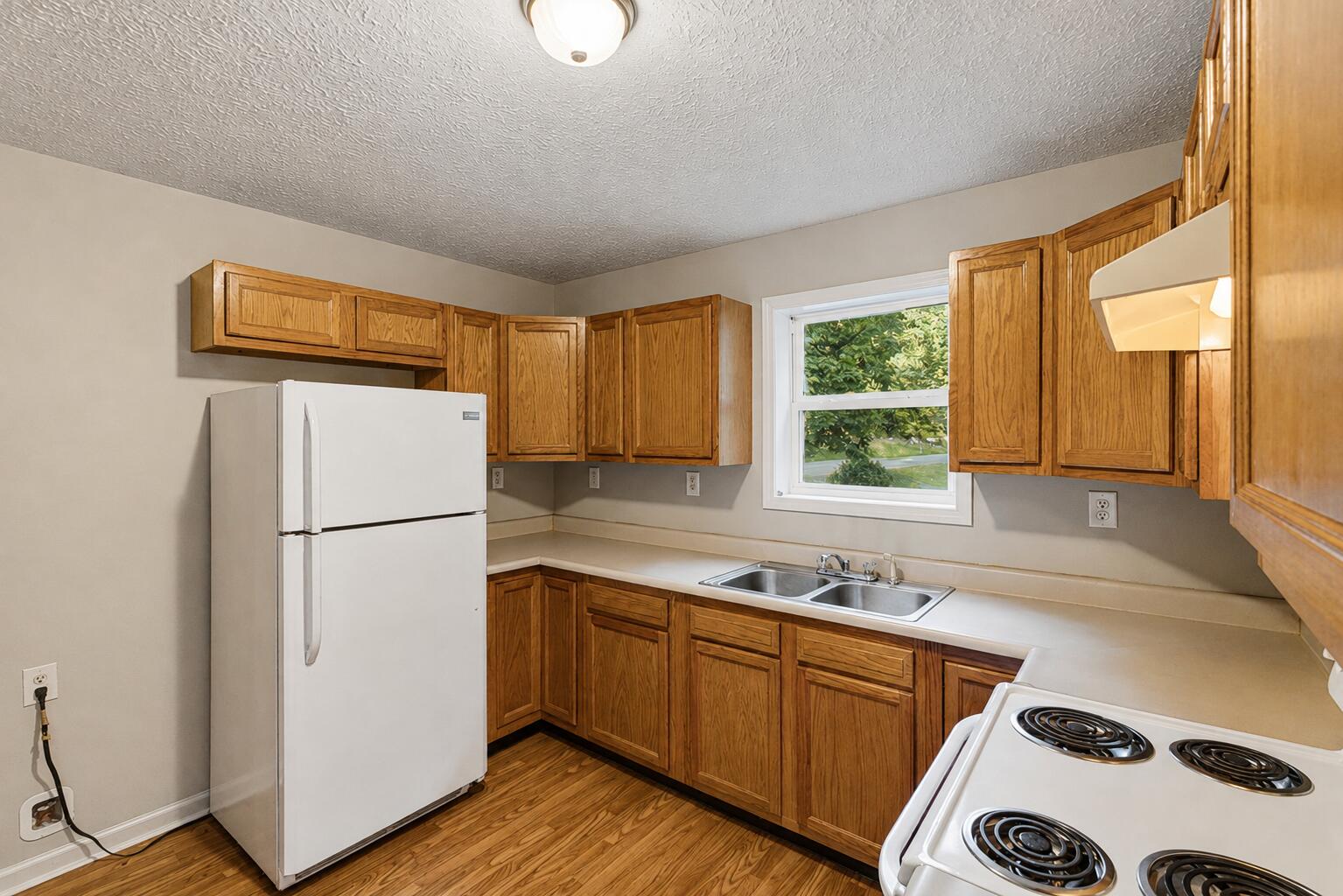 450 Nada Tunnel Road Property Photo 10