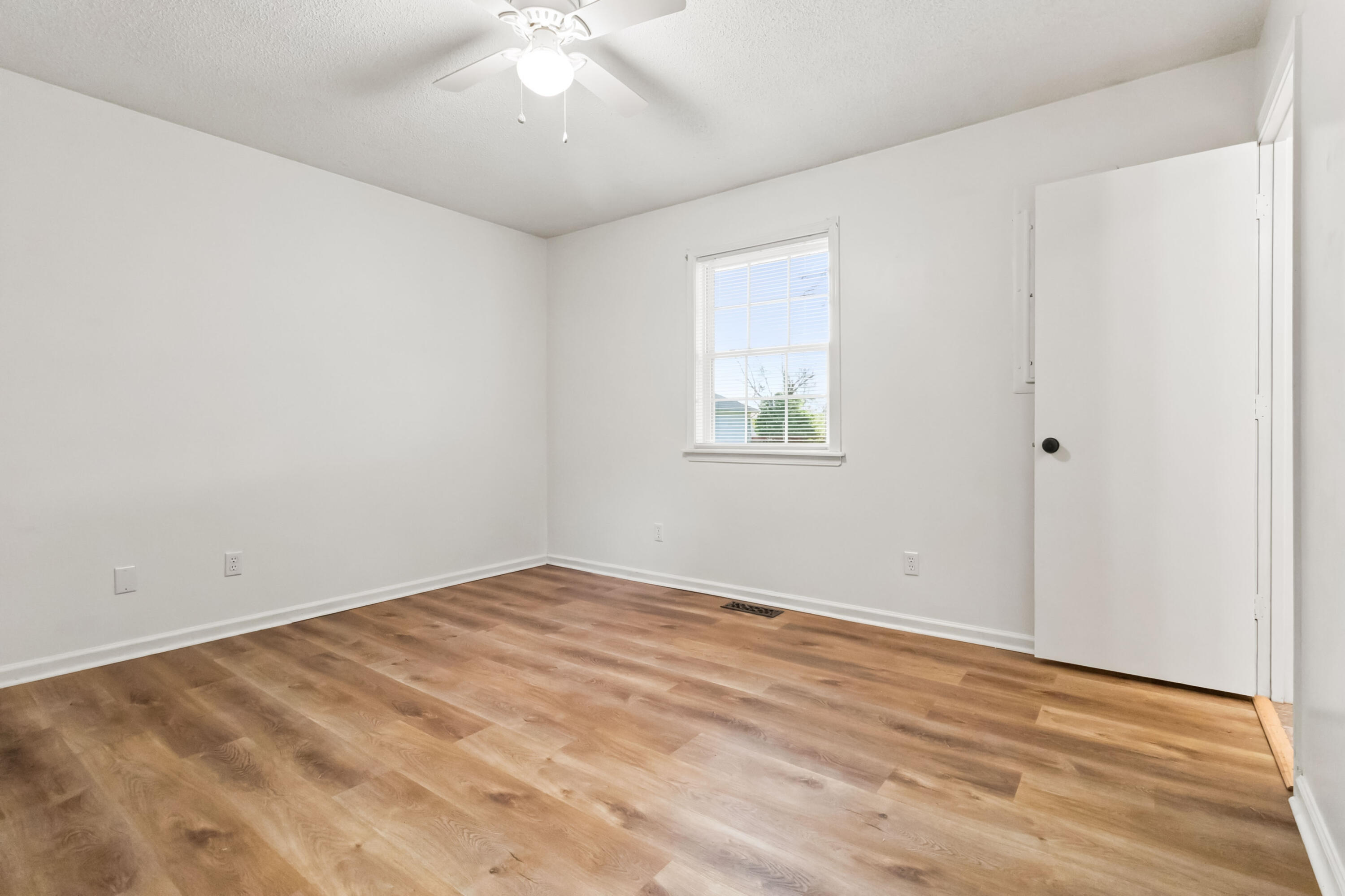 100 Young Drive Property Photo 33