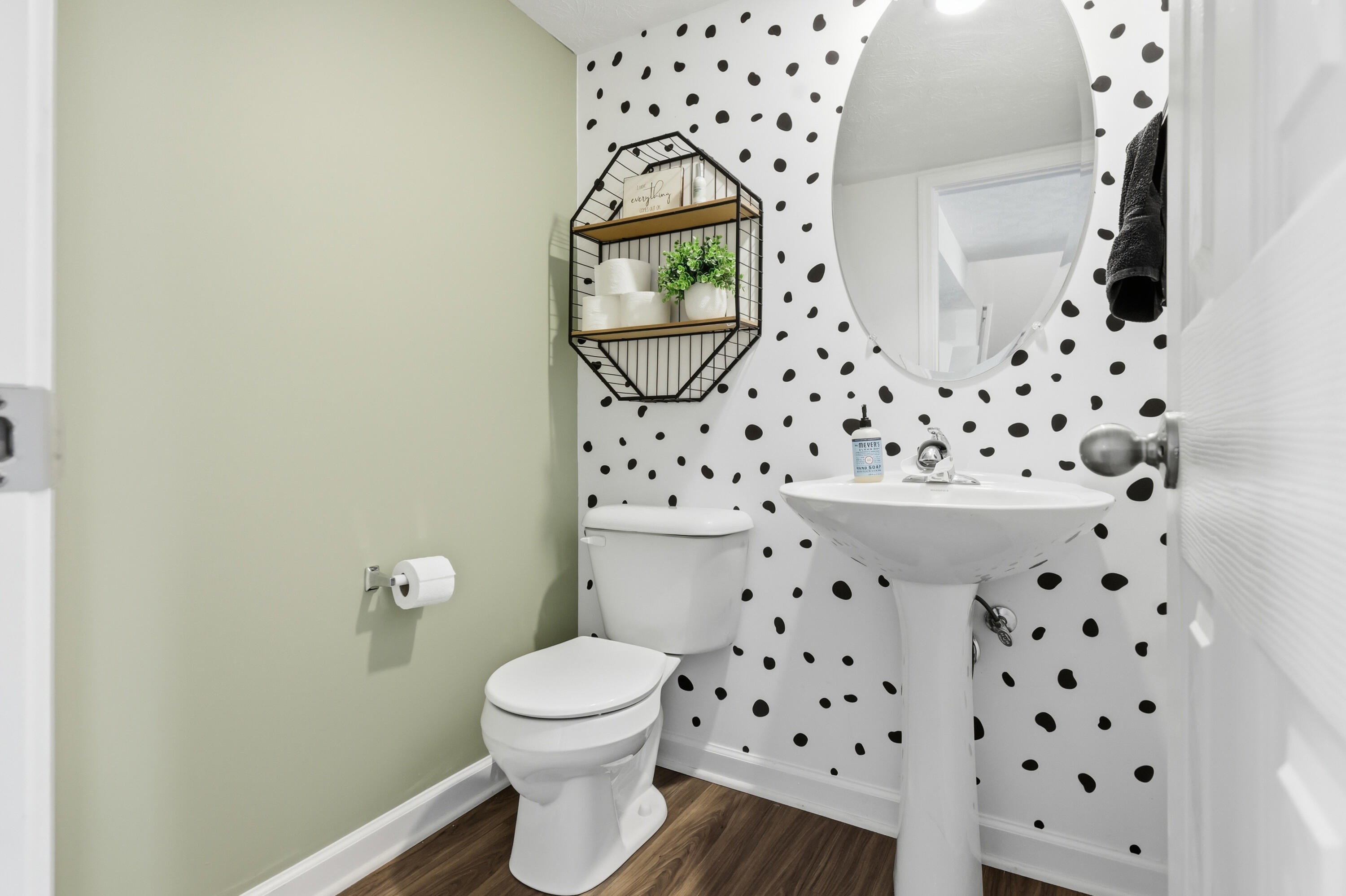 2093 Carnegie Drive Property Photo 11