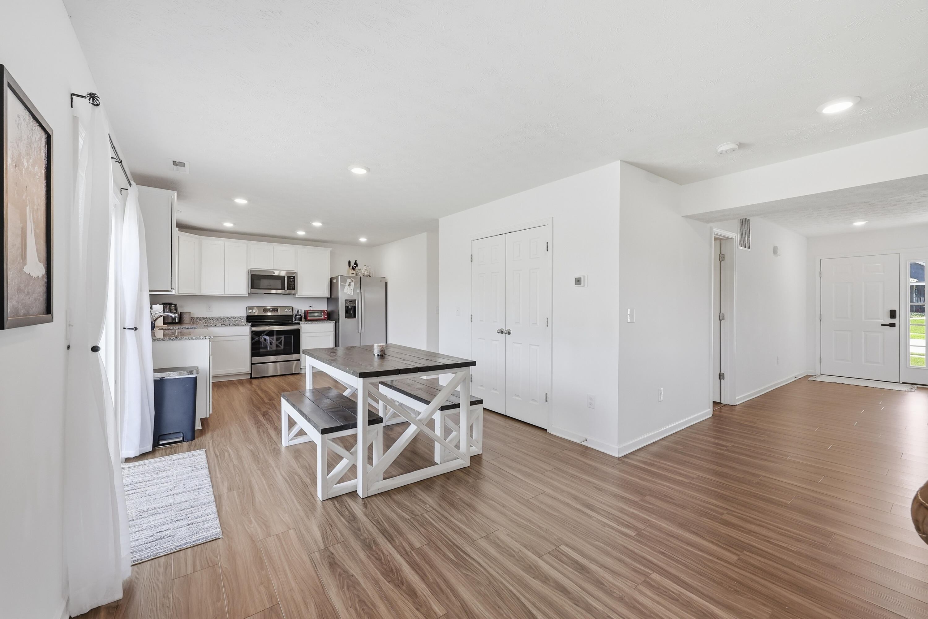 2093 Carnegie Drive Property Photo 15