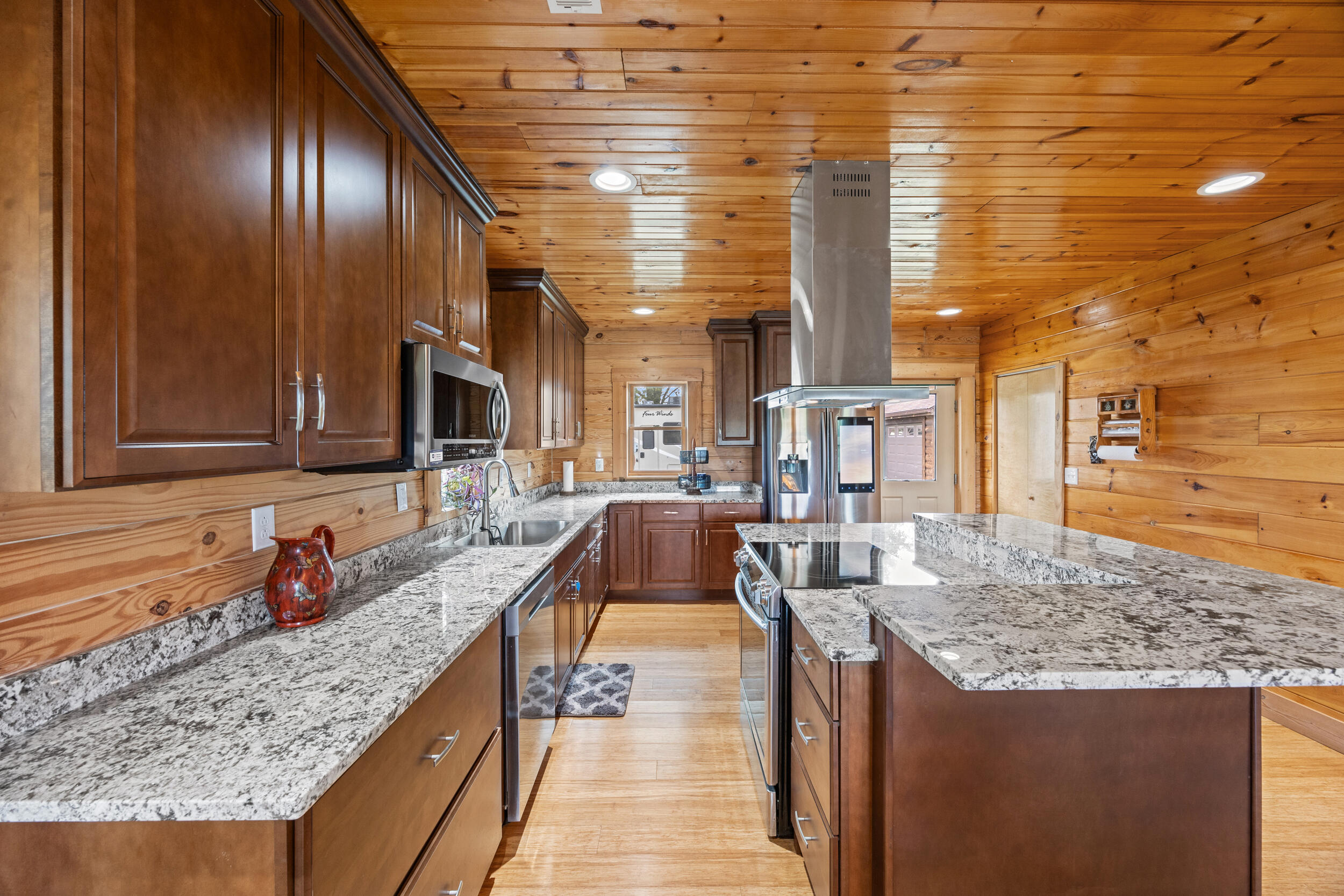 560 Hart Grove Road Property Photo 11
