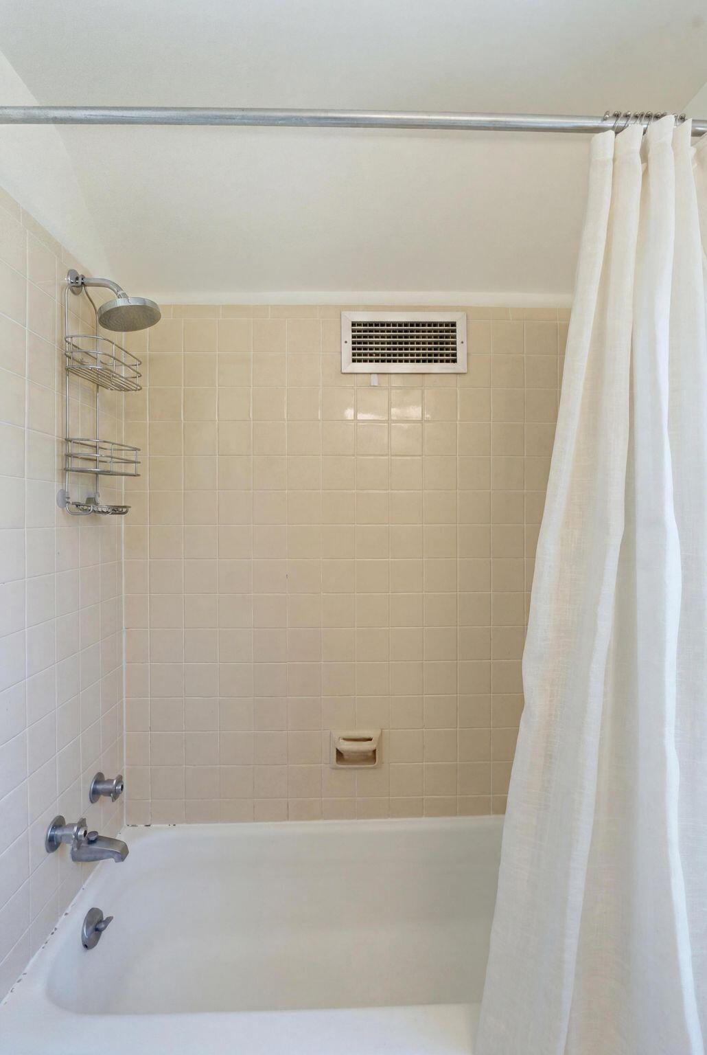 1221 Providence Lane Property Photo 31
