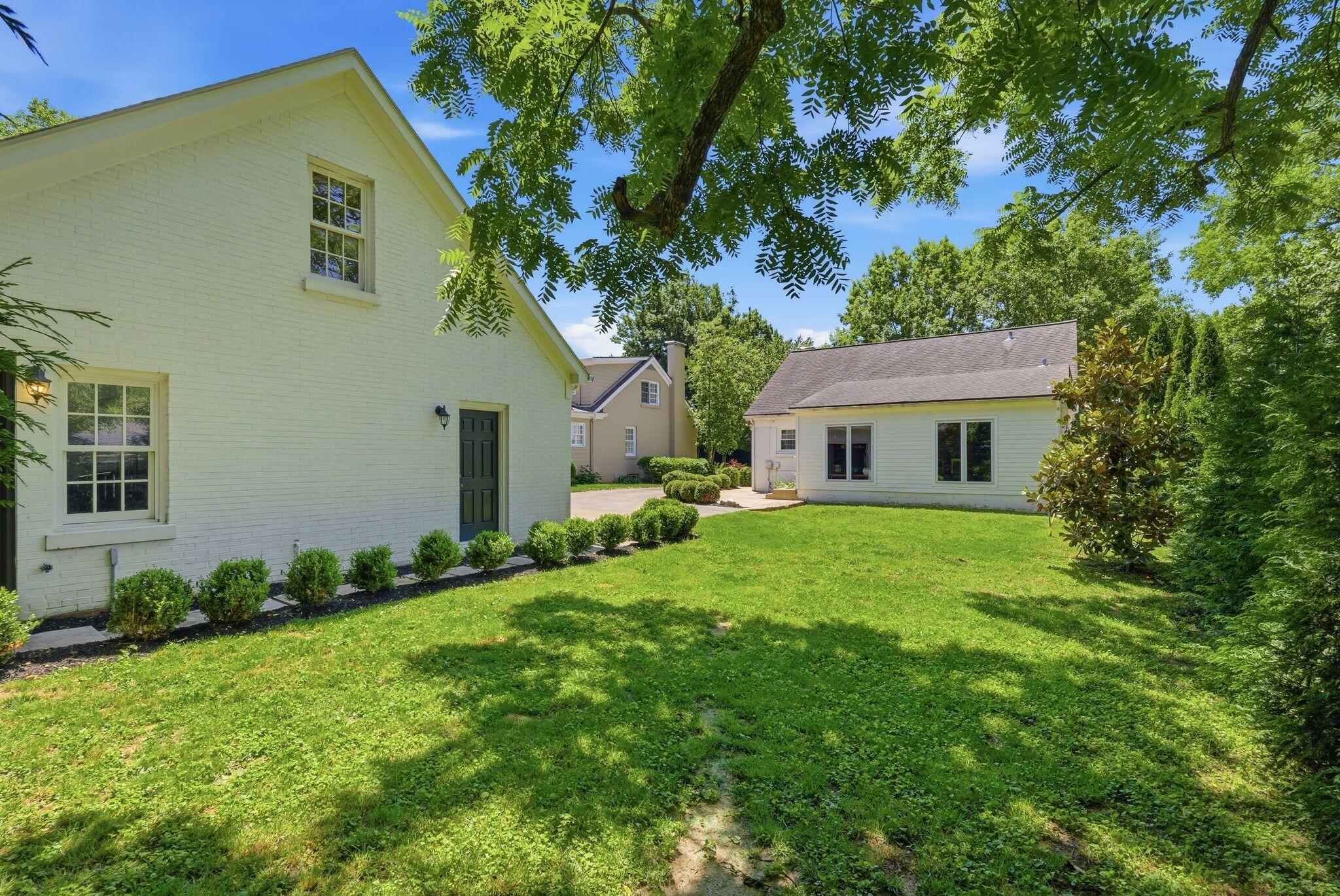 1221 Providence Lane Property Photo 41