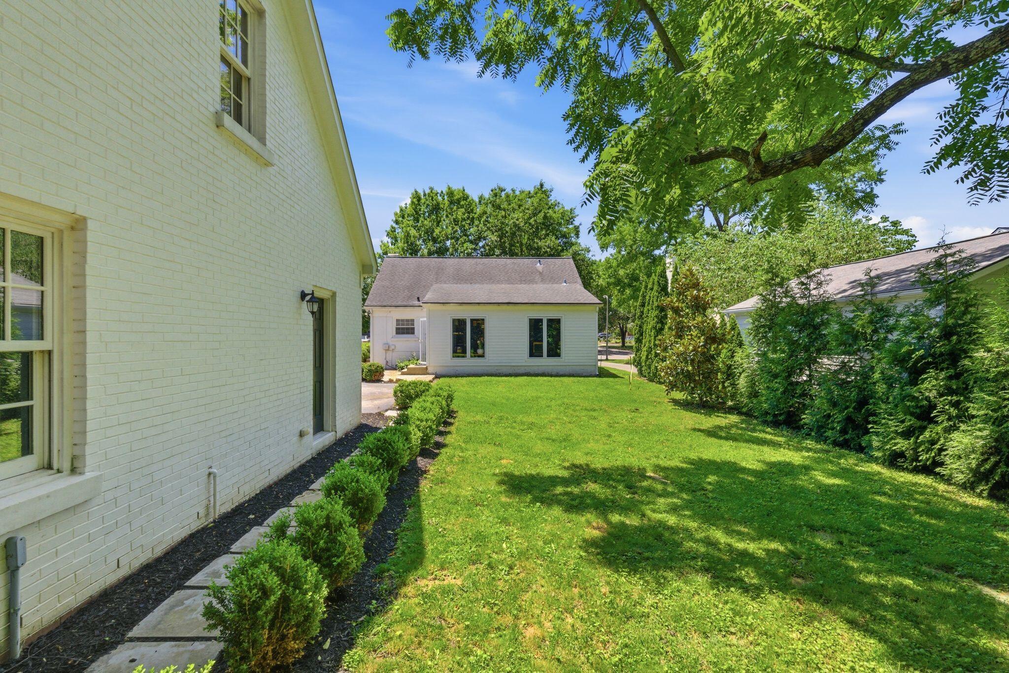1221 Providence Lane Property Photo 42