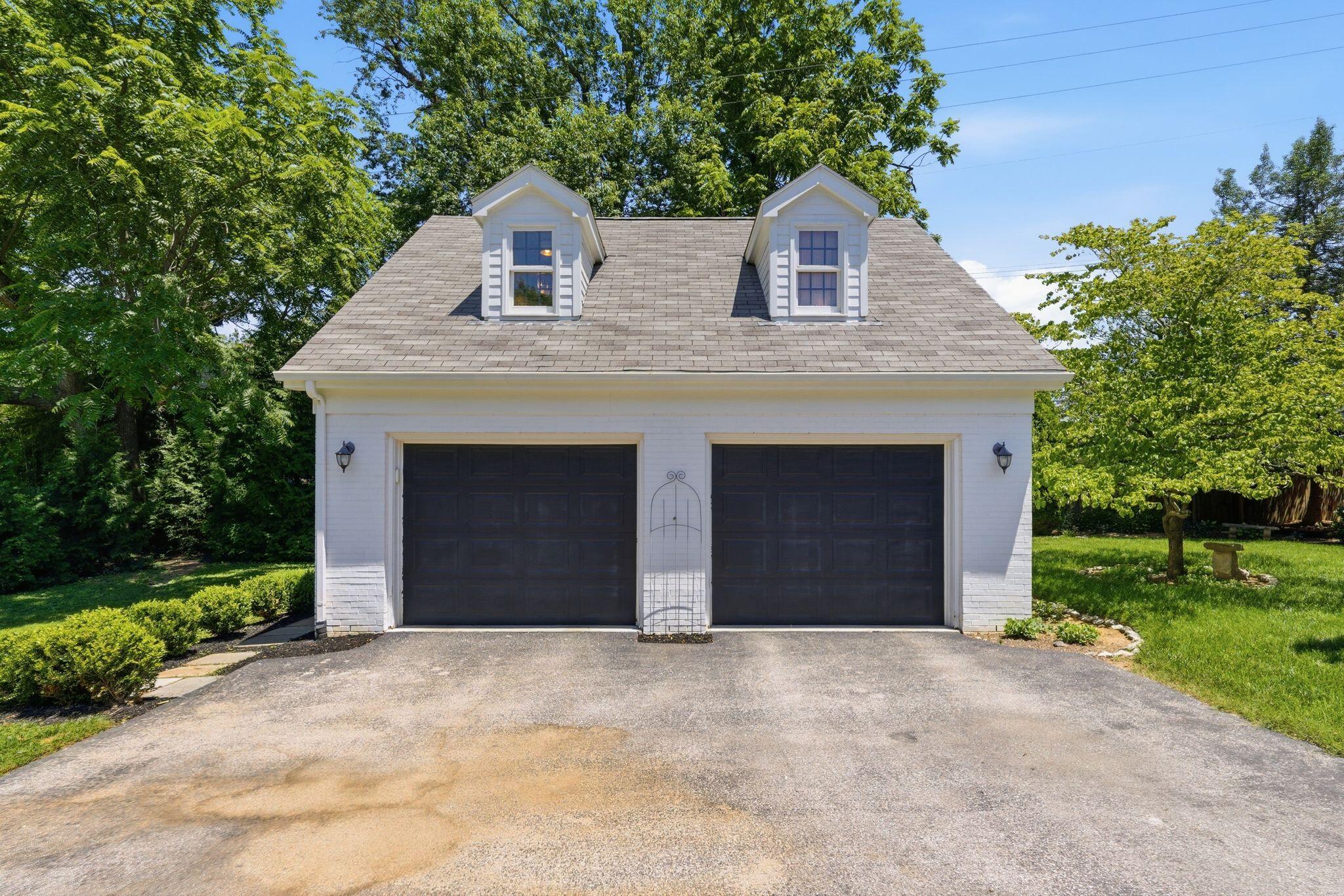 1221 Providence Lane Property Photo 44