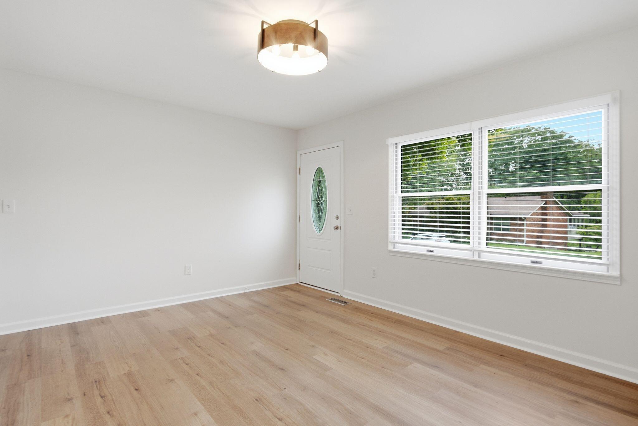 503 Kimberly Drive Property Photo 7