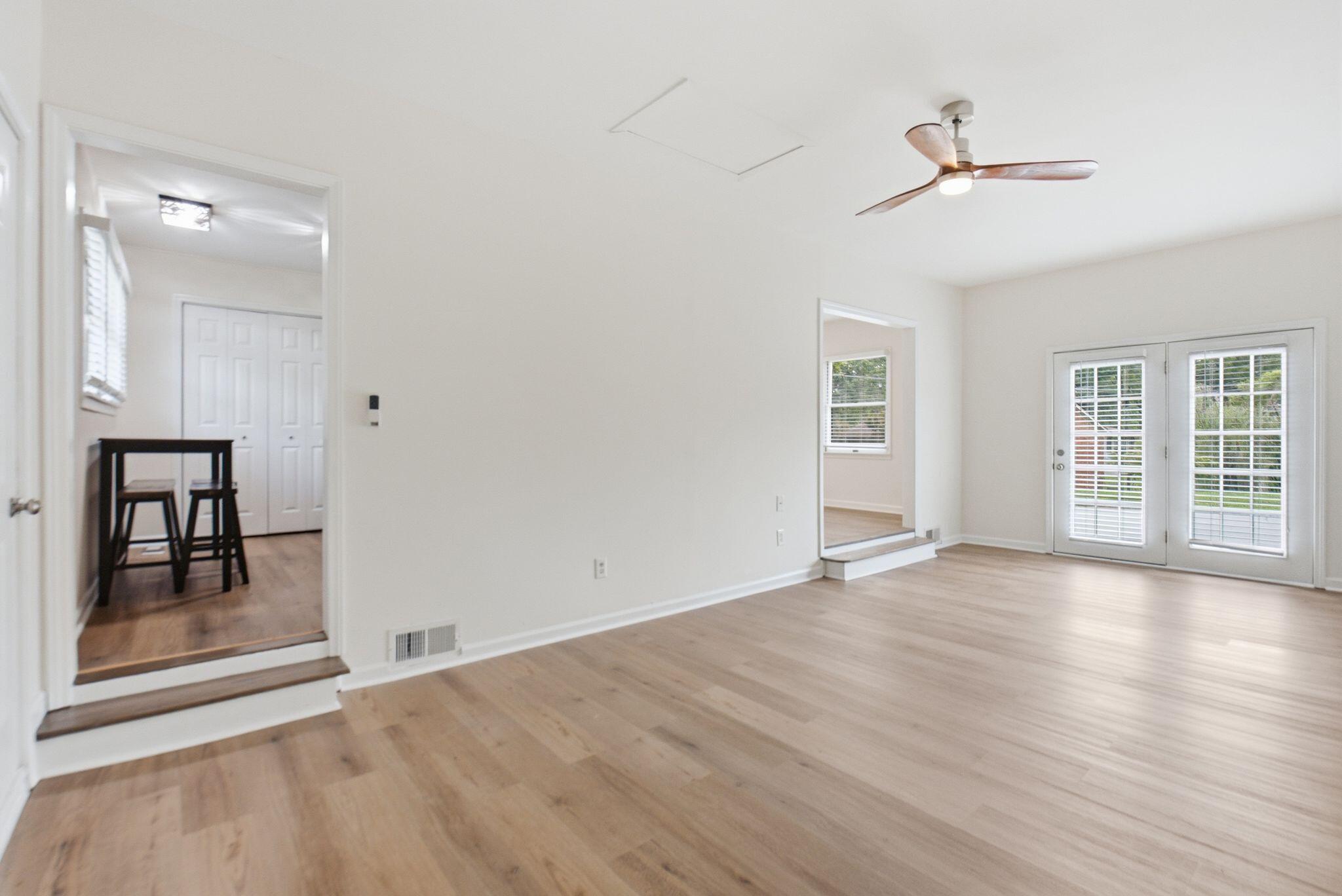 503 Kimberly Drive Property Photo 10