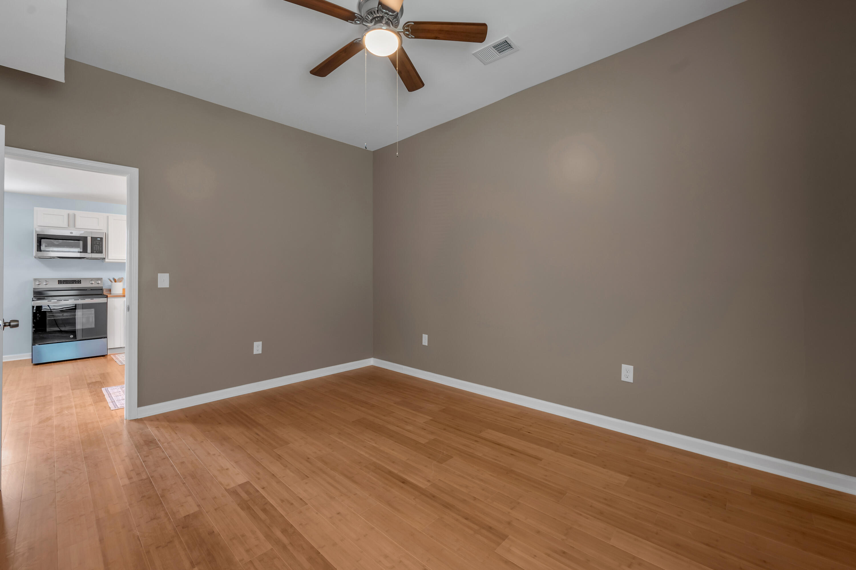 443 Morgan Avenue Property Photo 29
