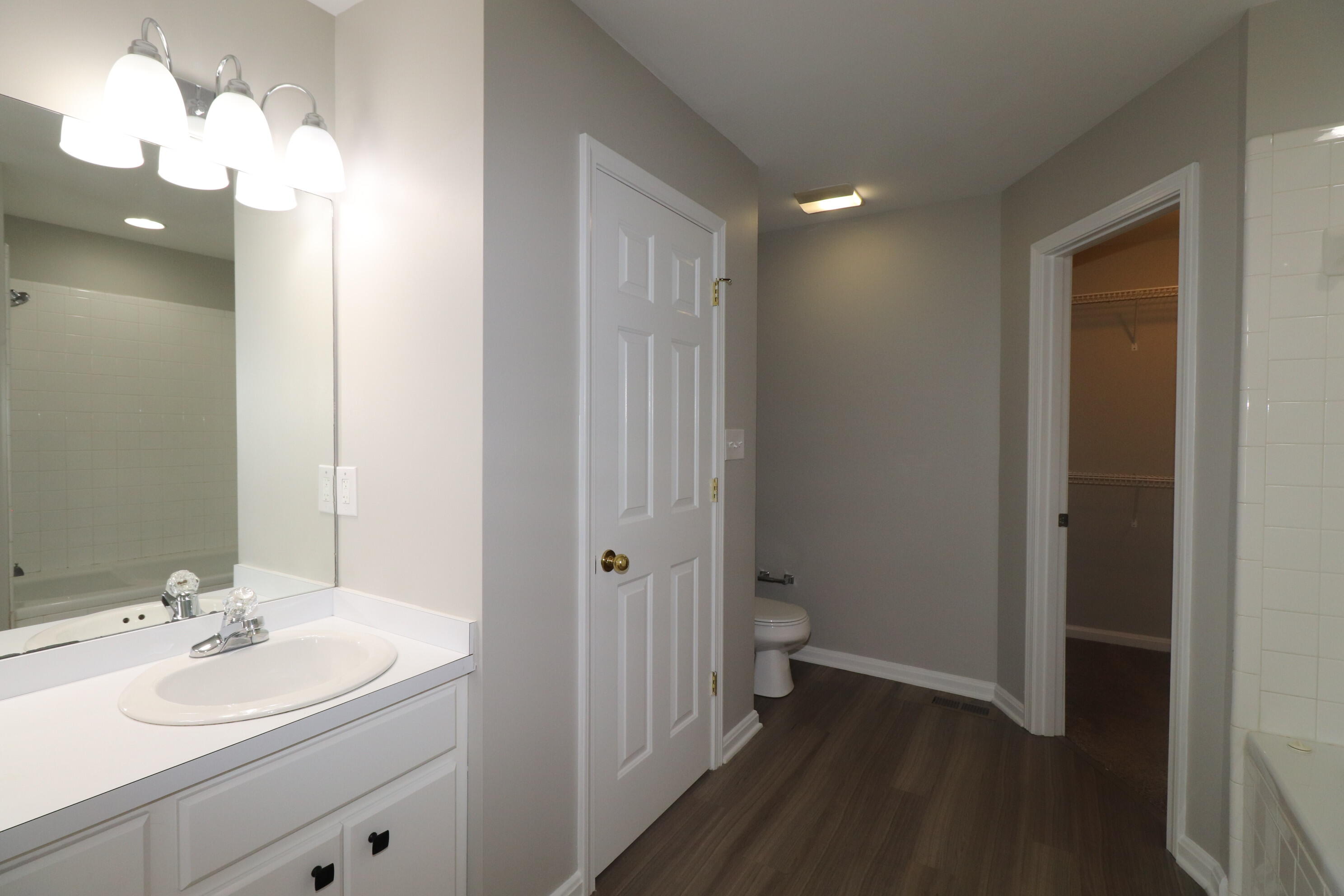 99 Shetland Lane Property Photo 11