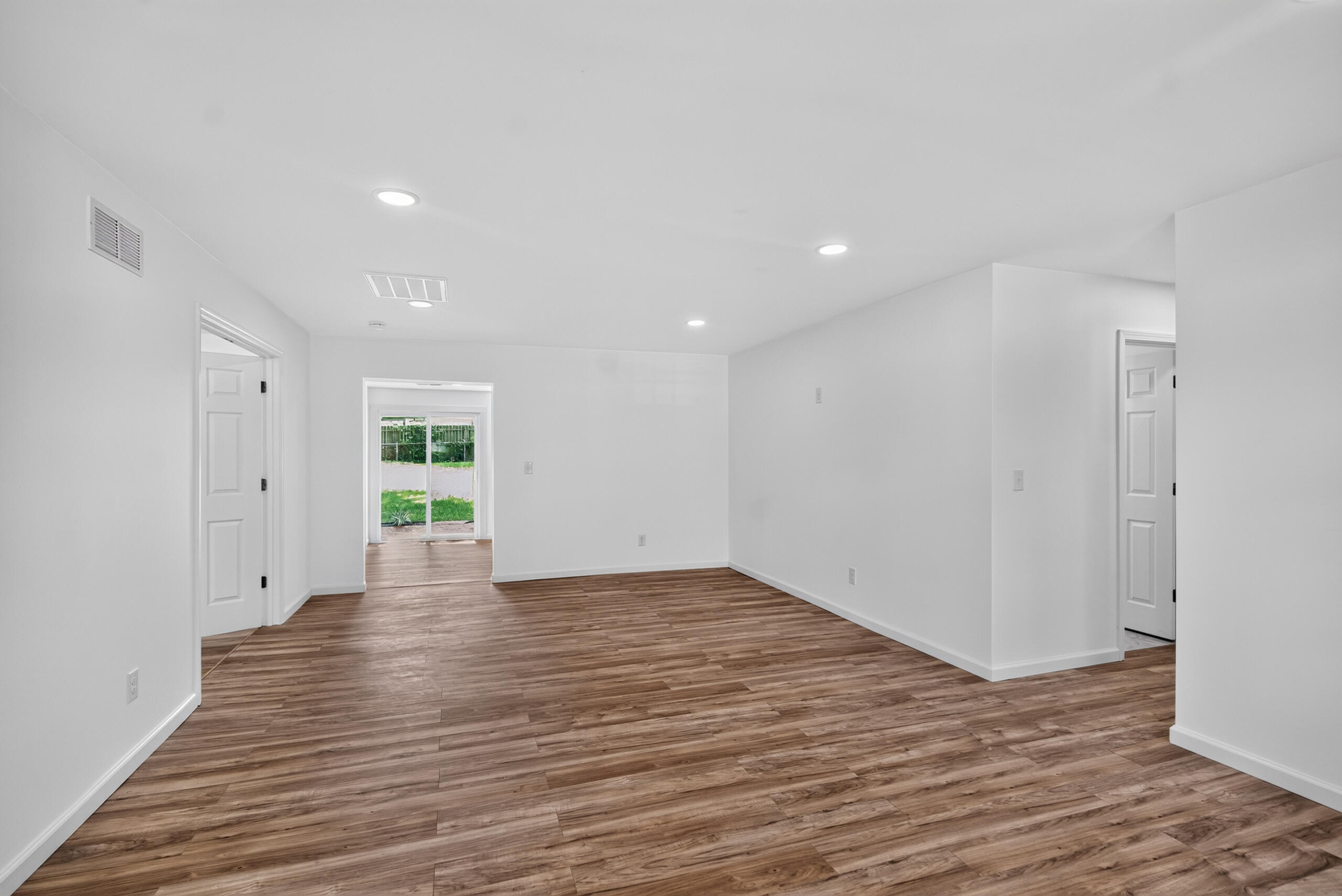 2318 Allen Drive Property Photo 8
