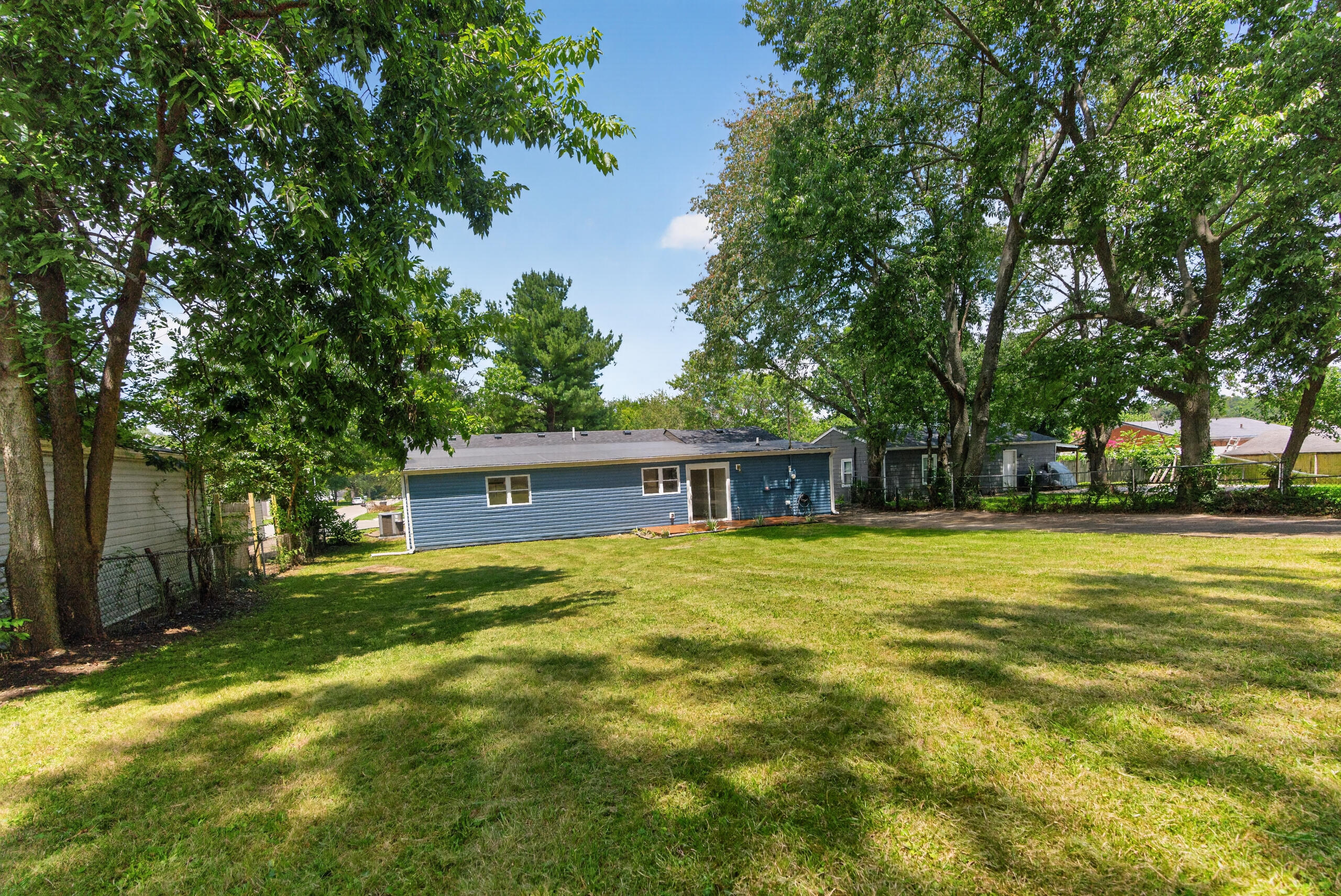 2318 Allen Drive Property Photo 33
