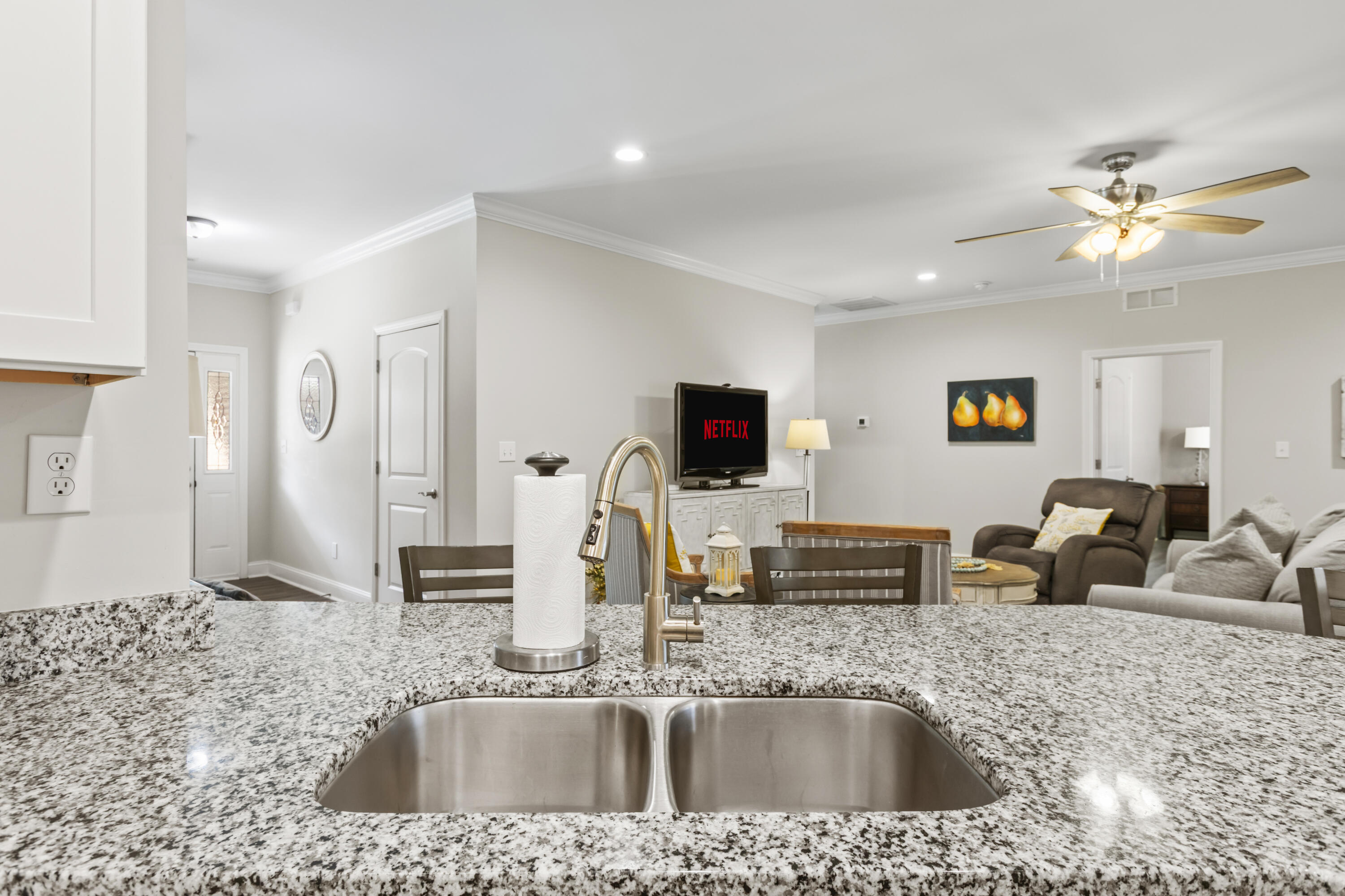 109 Woods Way Property Photo 16