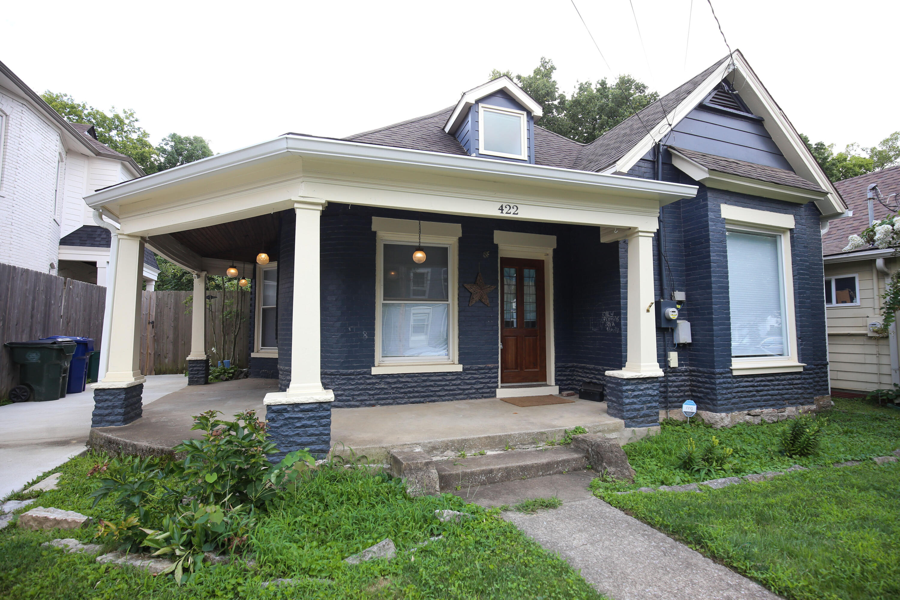 422 Johnson Avenue Property Photo 1