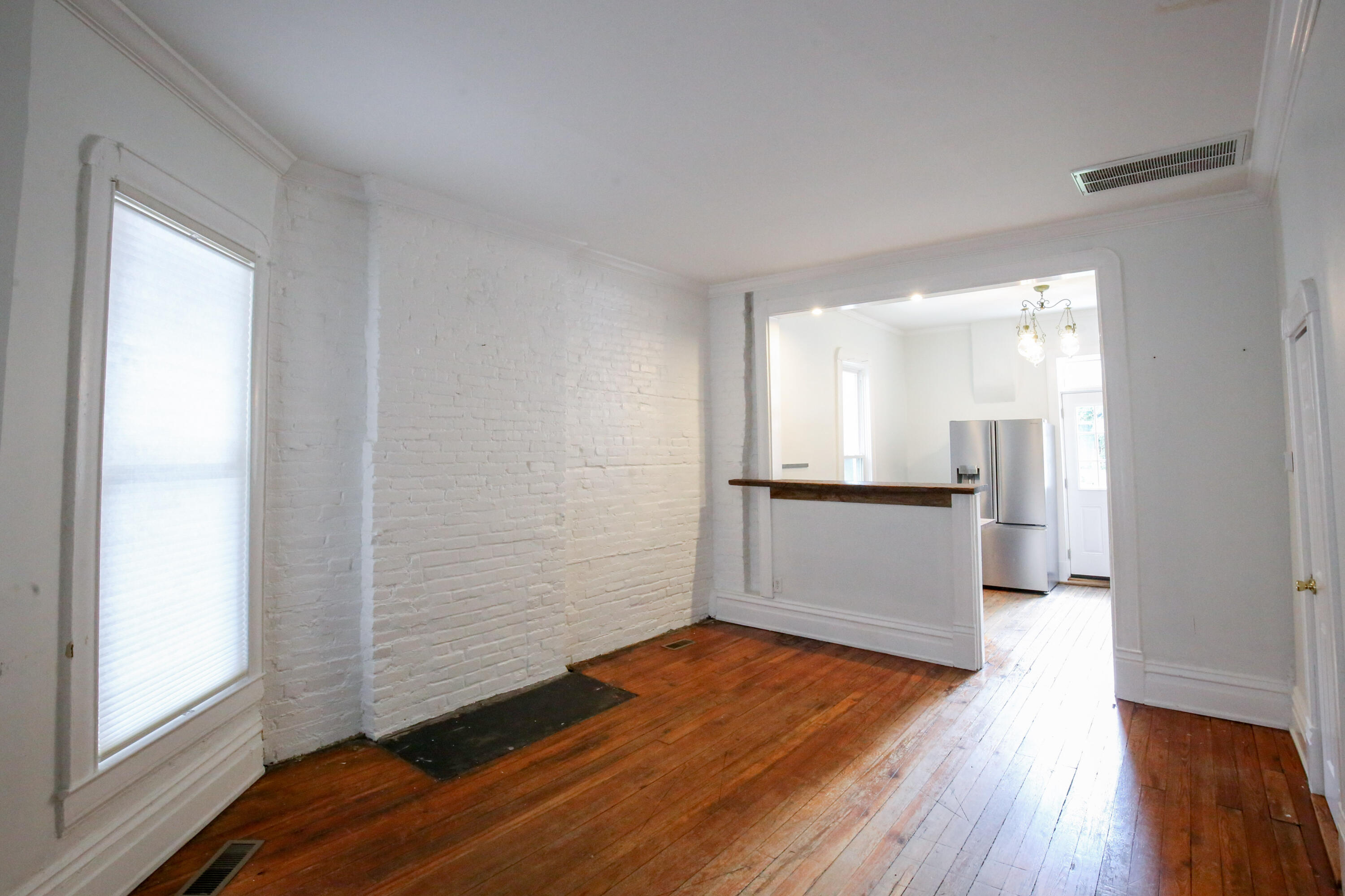 422 Johnson Avenue Property Photo 11