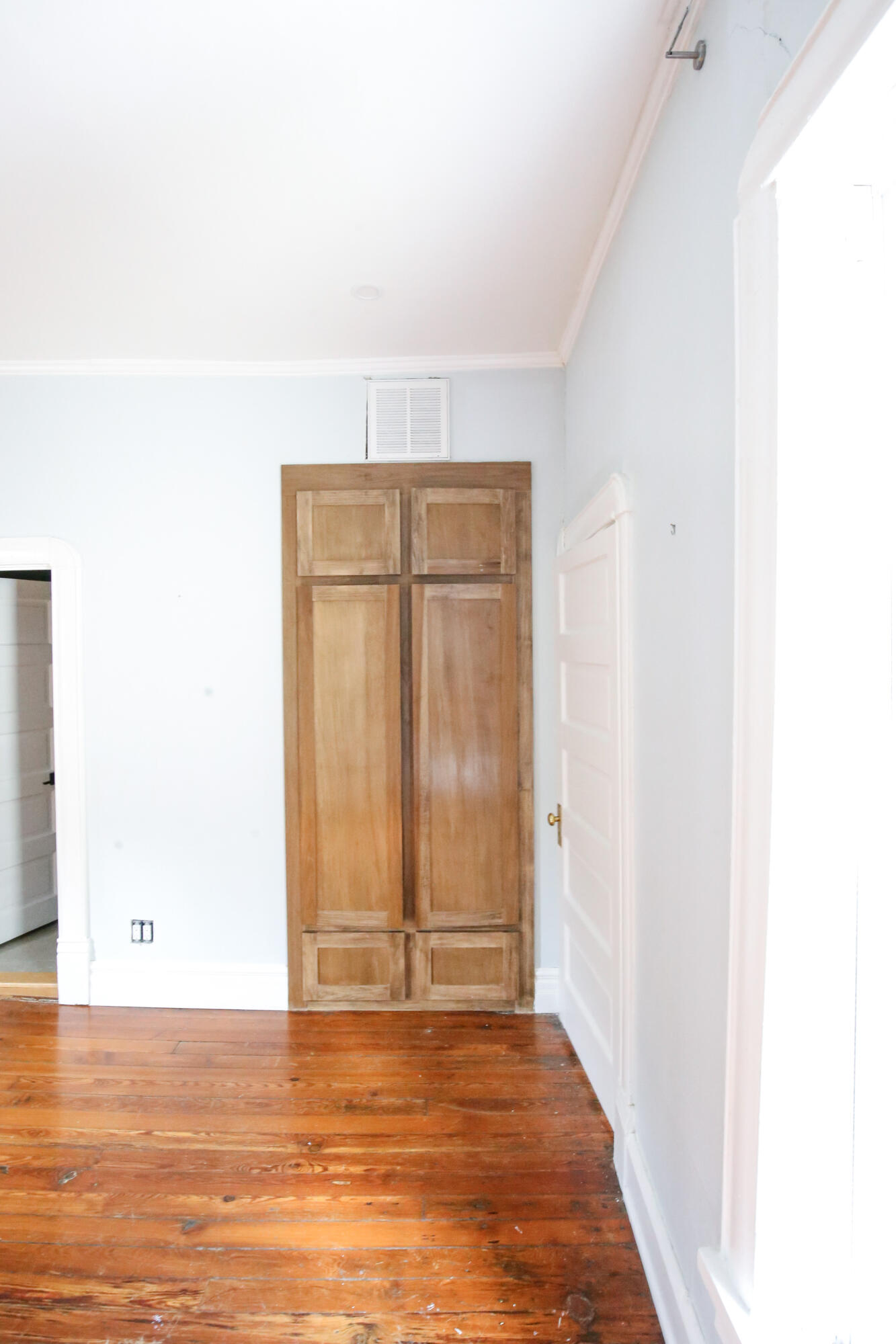 422 Johnson Avenue Property Photo 24